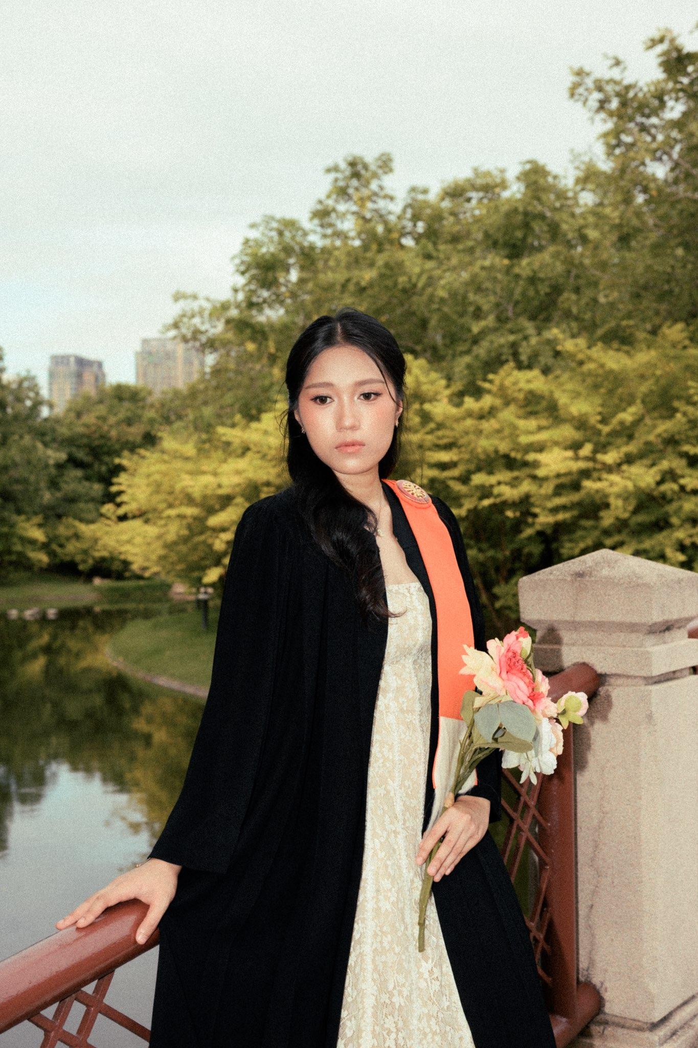 ผลงานรับปริญญา มหาวิทยาลัยธรรมศาสตร์ โดย กะเพรา Photo ภาพที่ 1