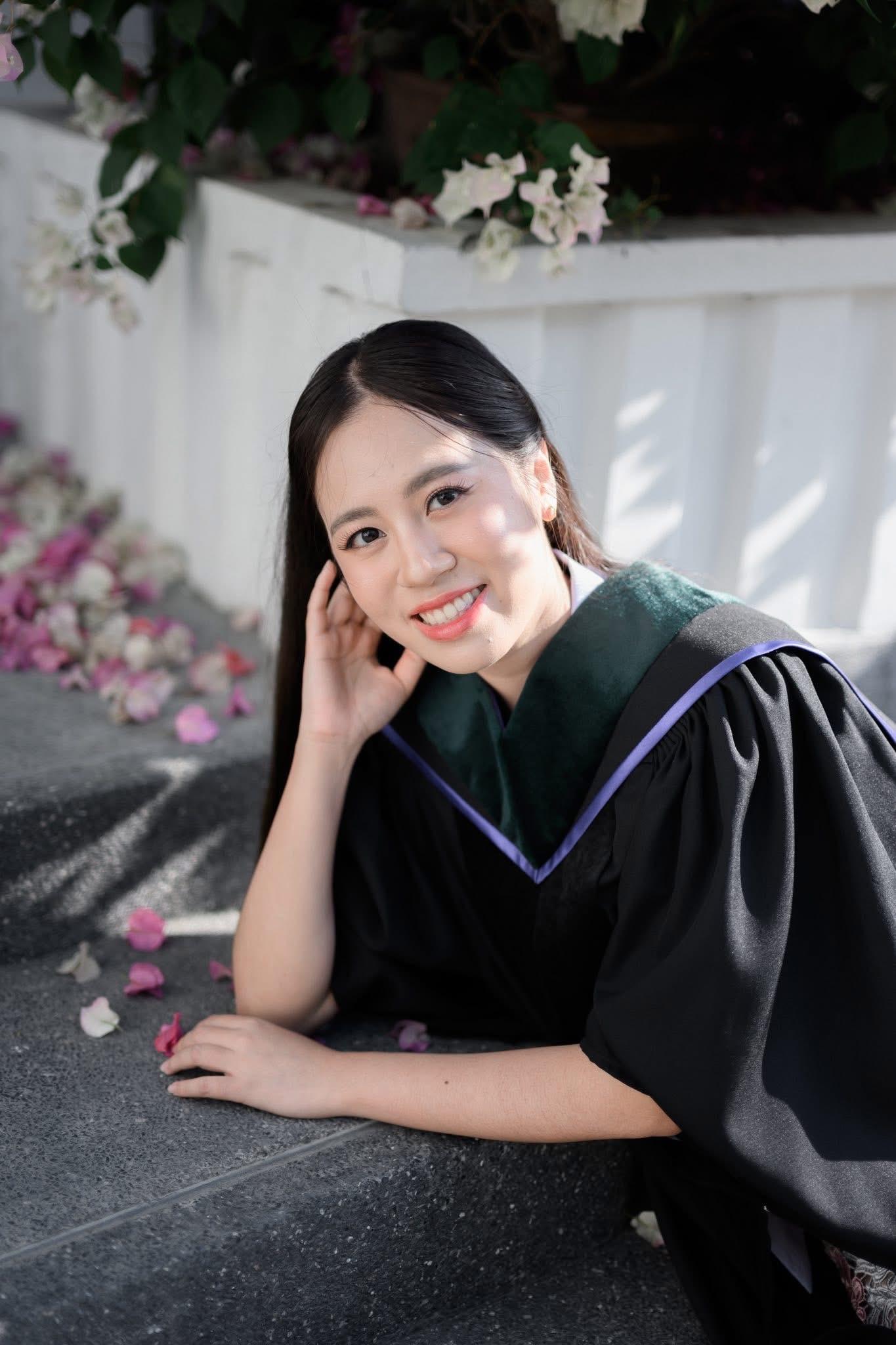 ผลงานรับปริญญา มหาวิทยาลัยเชียงใหม่ โดย กะเพรา Photo ภาพที่ 2
