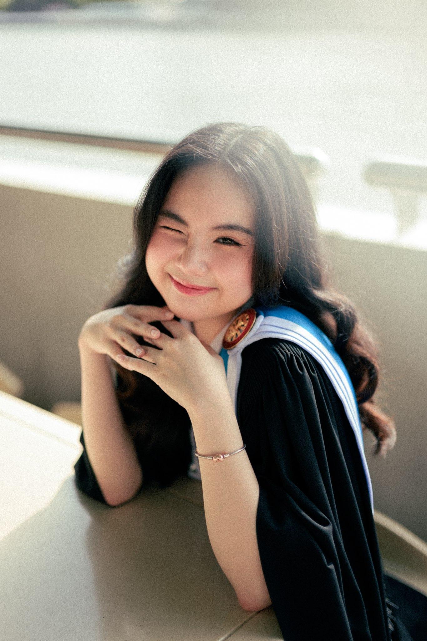 ผลงานรับปริญญา มหาวิทยาลัยธรรมศาสตร์ โดย กะเพรา Photo ภาพที่ 1