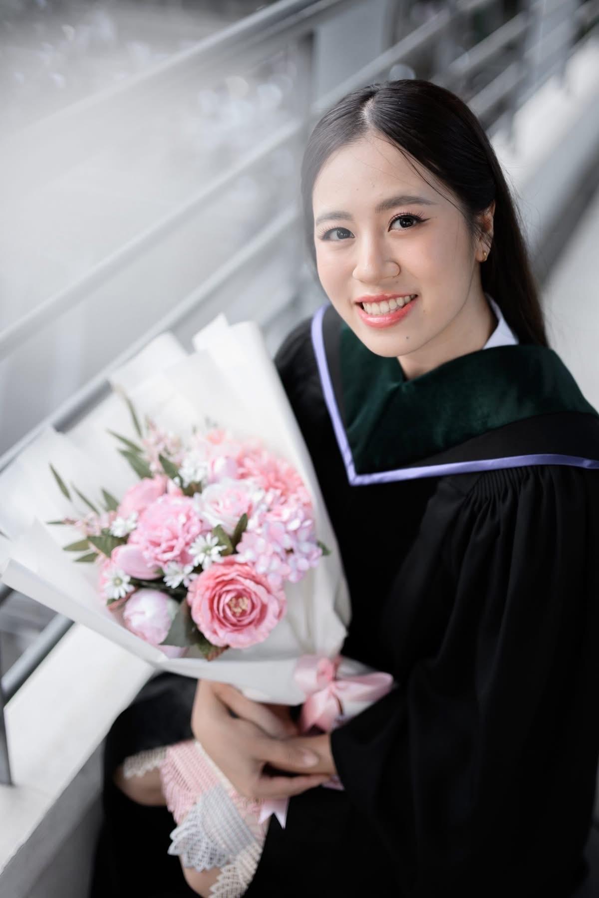 ผลงานรับปริญญา มหาวิทยาลัยเชียงใหม่ โดย กะเพรา Photo ภาพที่ 3