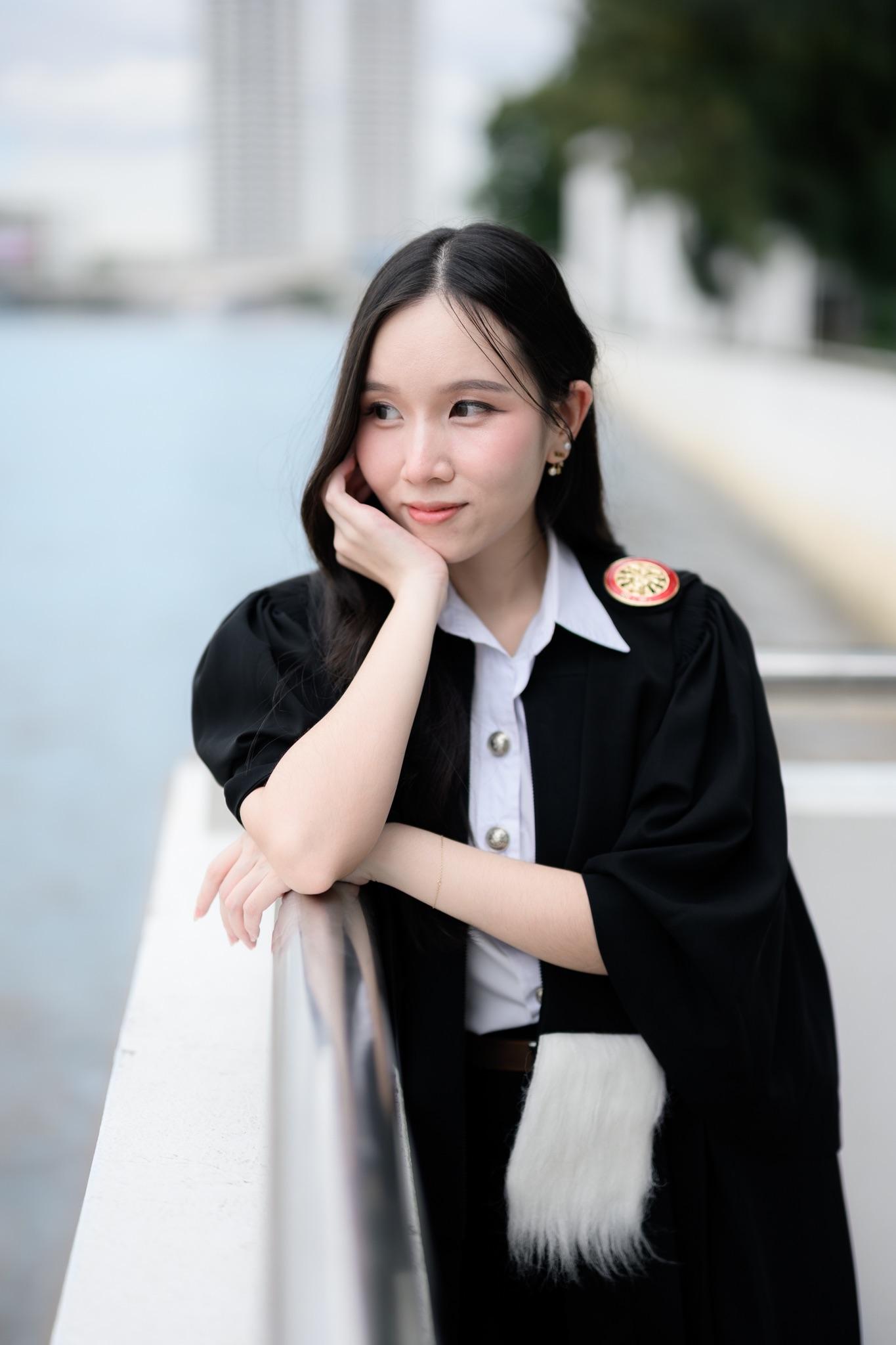 ผลงานรับปริญญา มหาวิทยาลัยธรรมศาสตร์ โดย กะเพรา Photo ภาพที่ 2