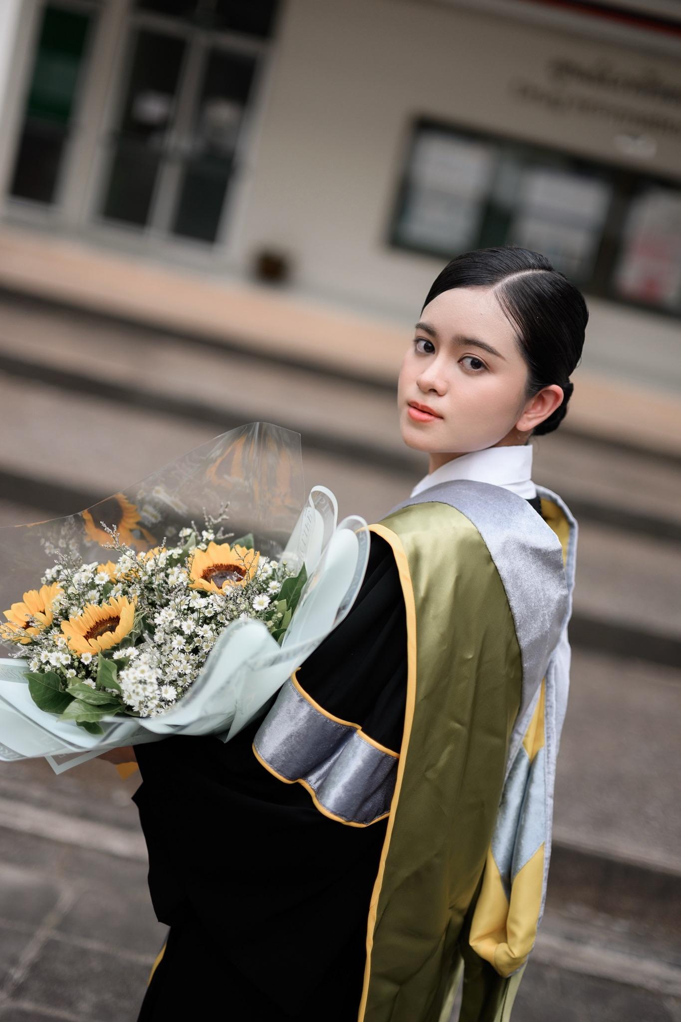 ผลงานรับปริญญา มหาวิทยาลัยมหาสารคาม โดย กะเพรา Photo ภาพที่ 8