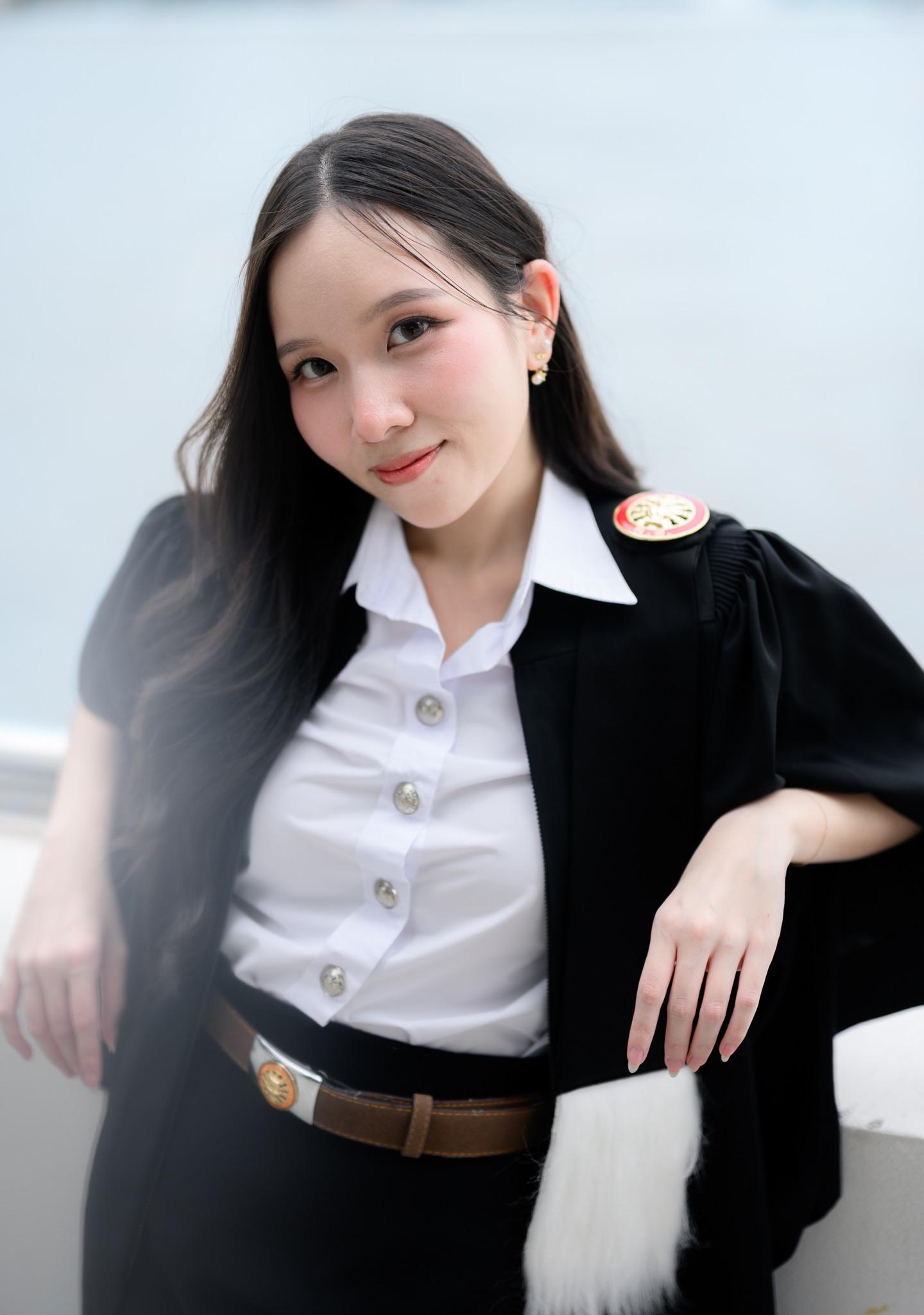 ผลงานรับปริญญา มหาวิทยาลัยธรรมศาสตร์ โดย กะเพรา Photo ภาพที่ 3