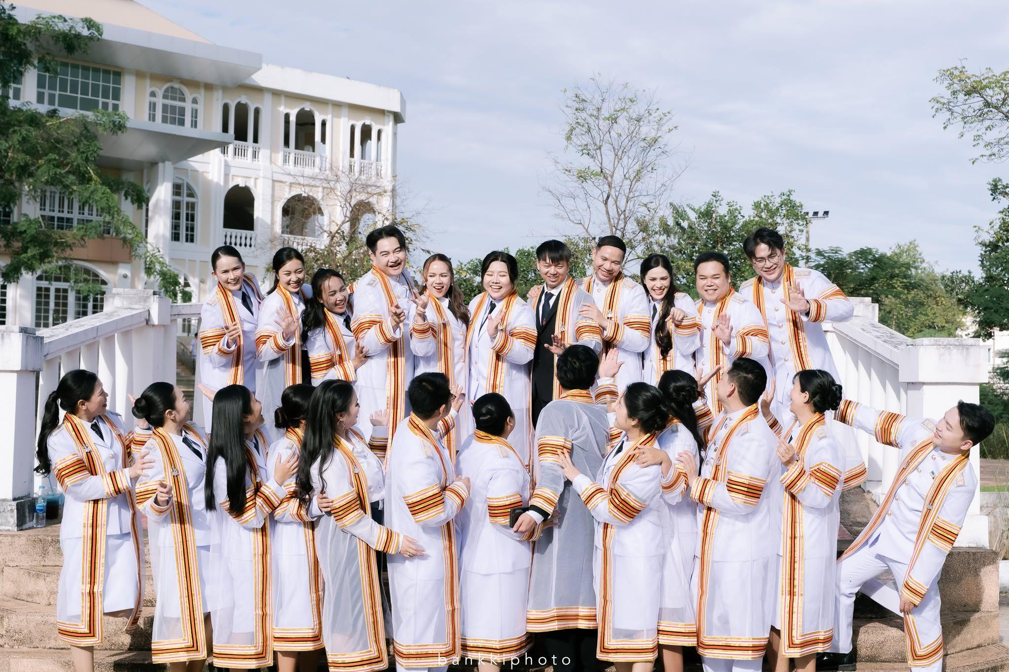 ผลงานรับปริญญา มหาวิทยาลัยขอนแก่น โดย bankkiphoto ภาพที่ 14