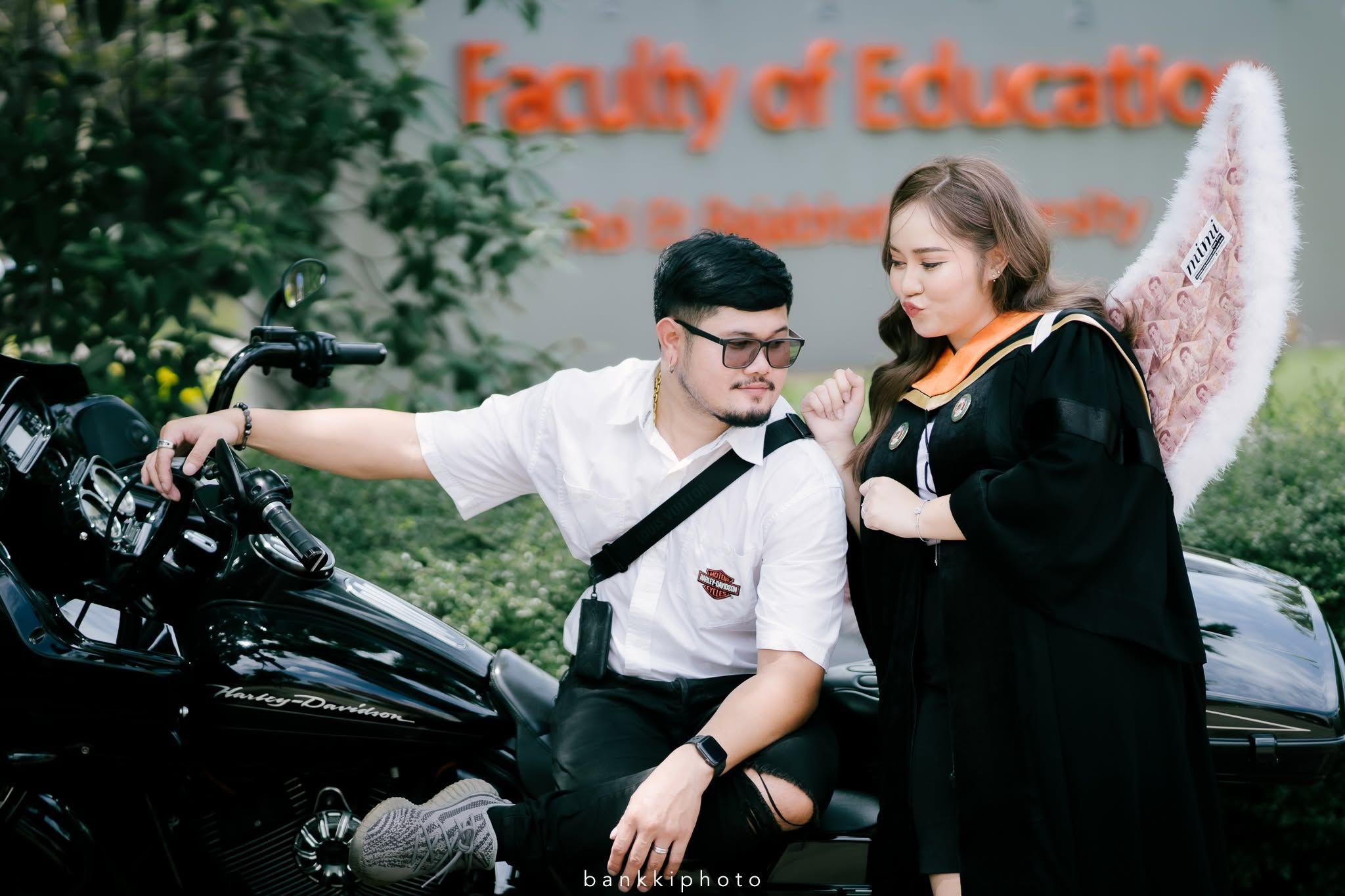 ผลงานรับปริญญา มหาวิทยาลัยราชภัฏมหาสารคาม โดย bankkiphoto ภาพที่ 6