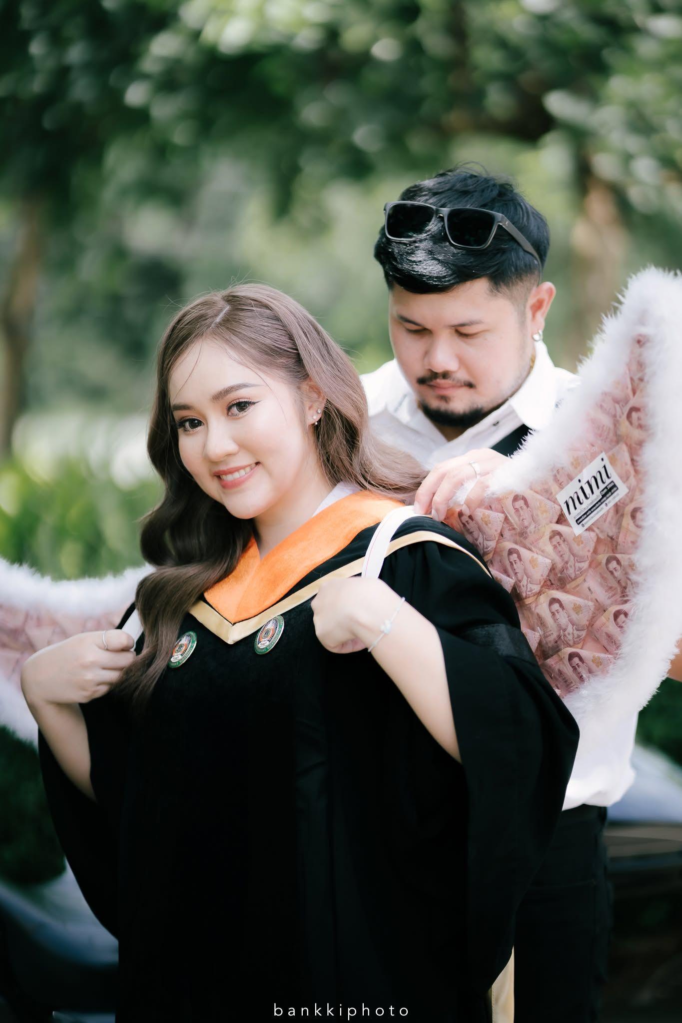 ผลงานรับปริญญา มหาวิทยาลัยราชภัฏมหาสารคาม โดย bankkiphoto ภาพที่ 3