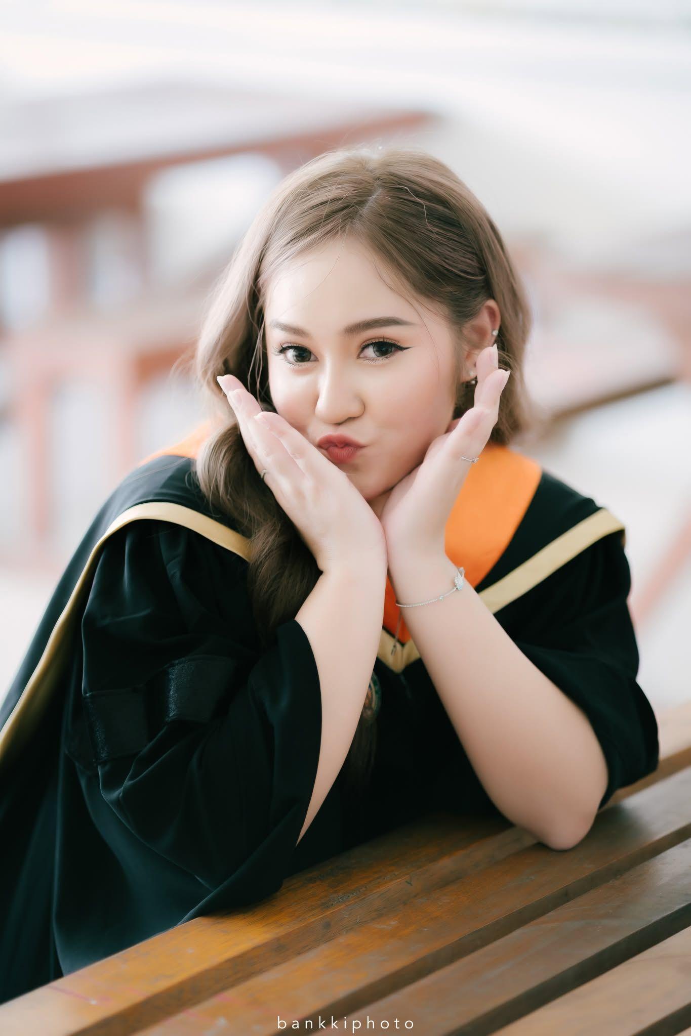 ผลงานรับปริญญา มหาวิทยาลัยราชภัฏมหาสารคาม โดย bankkiphoto ภาพที่ 8