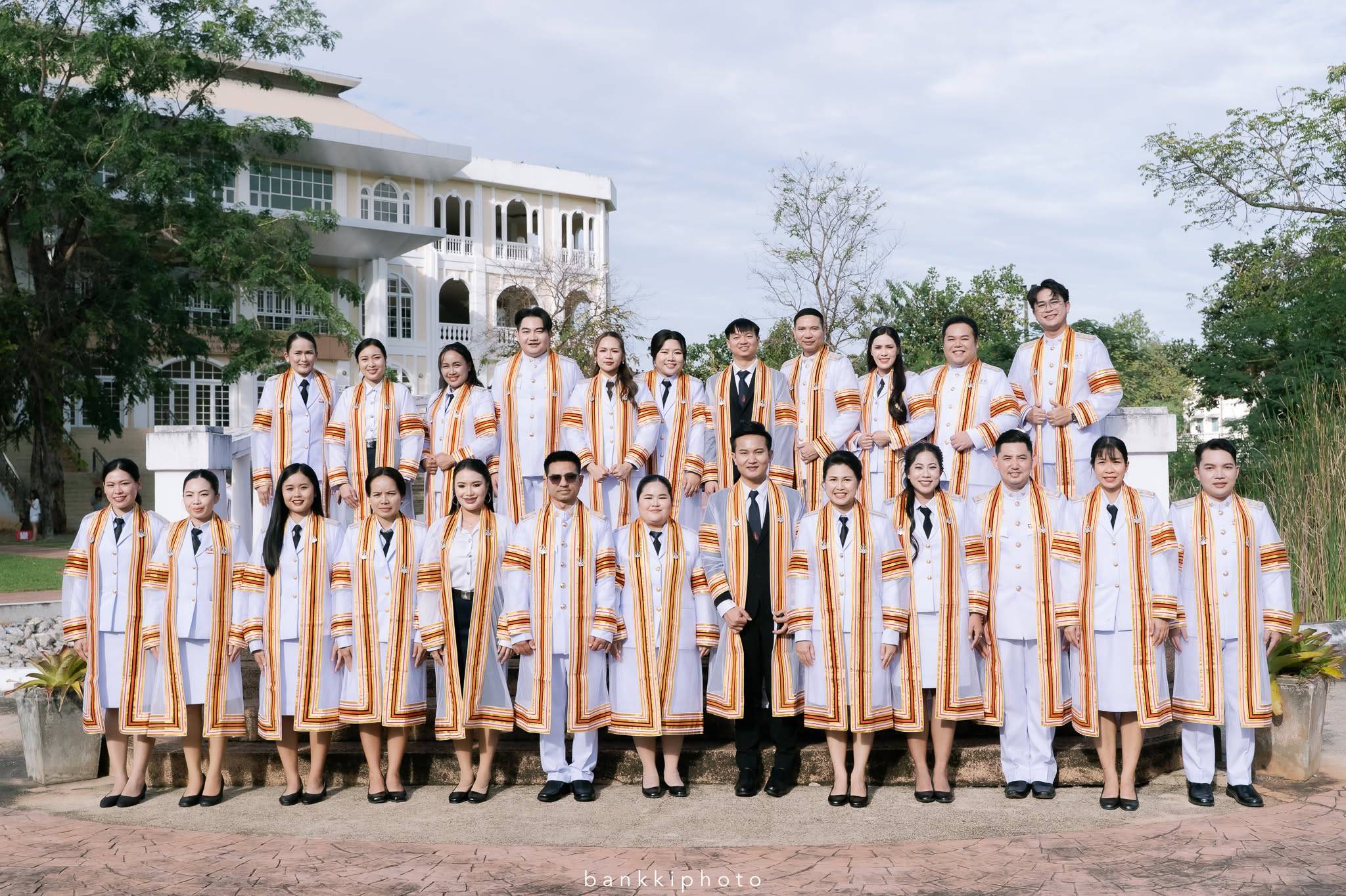 ผลงานรับปริญญา มหาวิทยาลัยขอนแก่น โดย bankkiphoto ภาพที่ 13