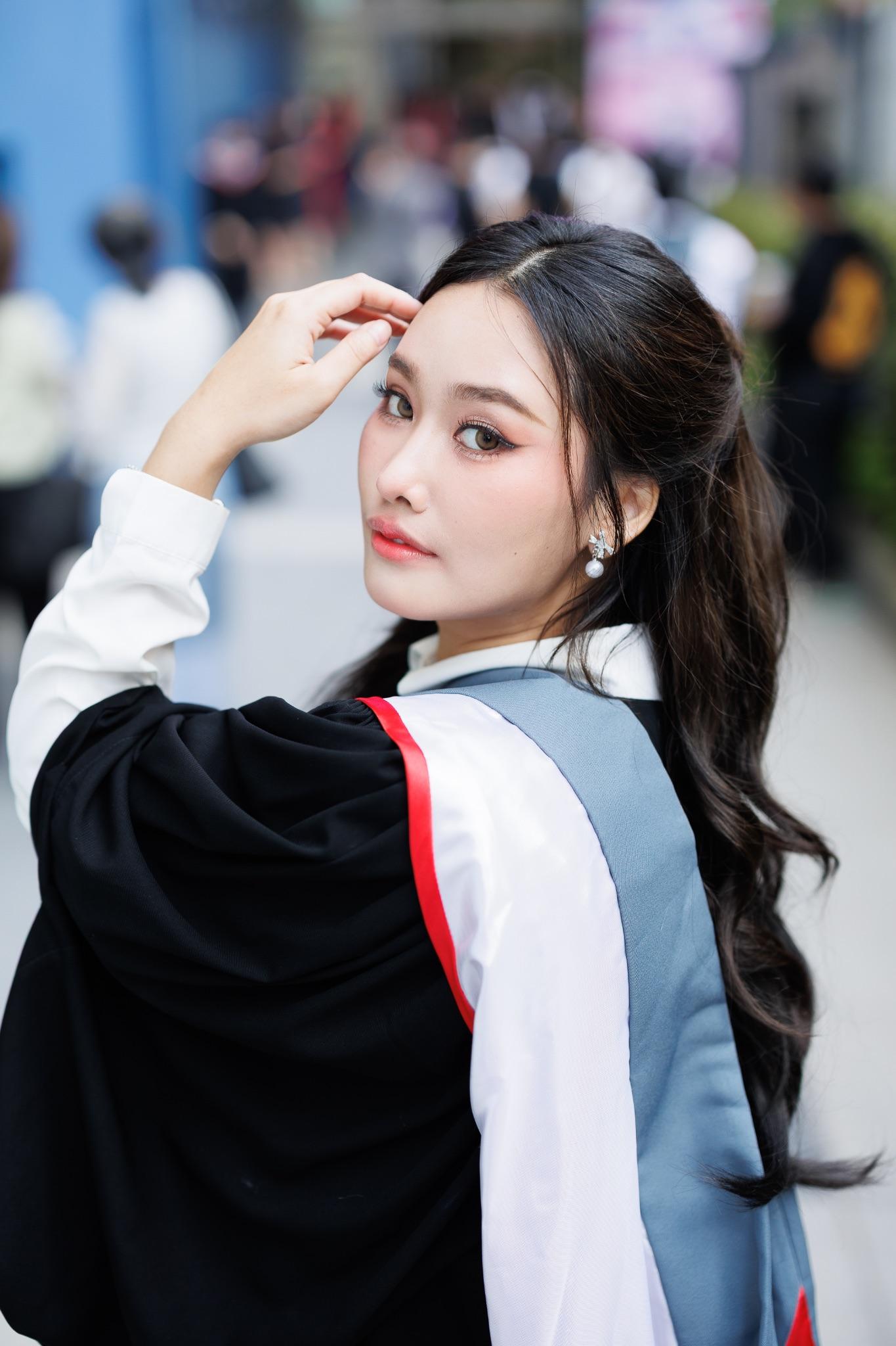 ผลงานรับปริญญา มหาวิทยาลัยศรีนครินทรวิโรฒ โดย Phoprukphoto ภาพที่ 1