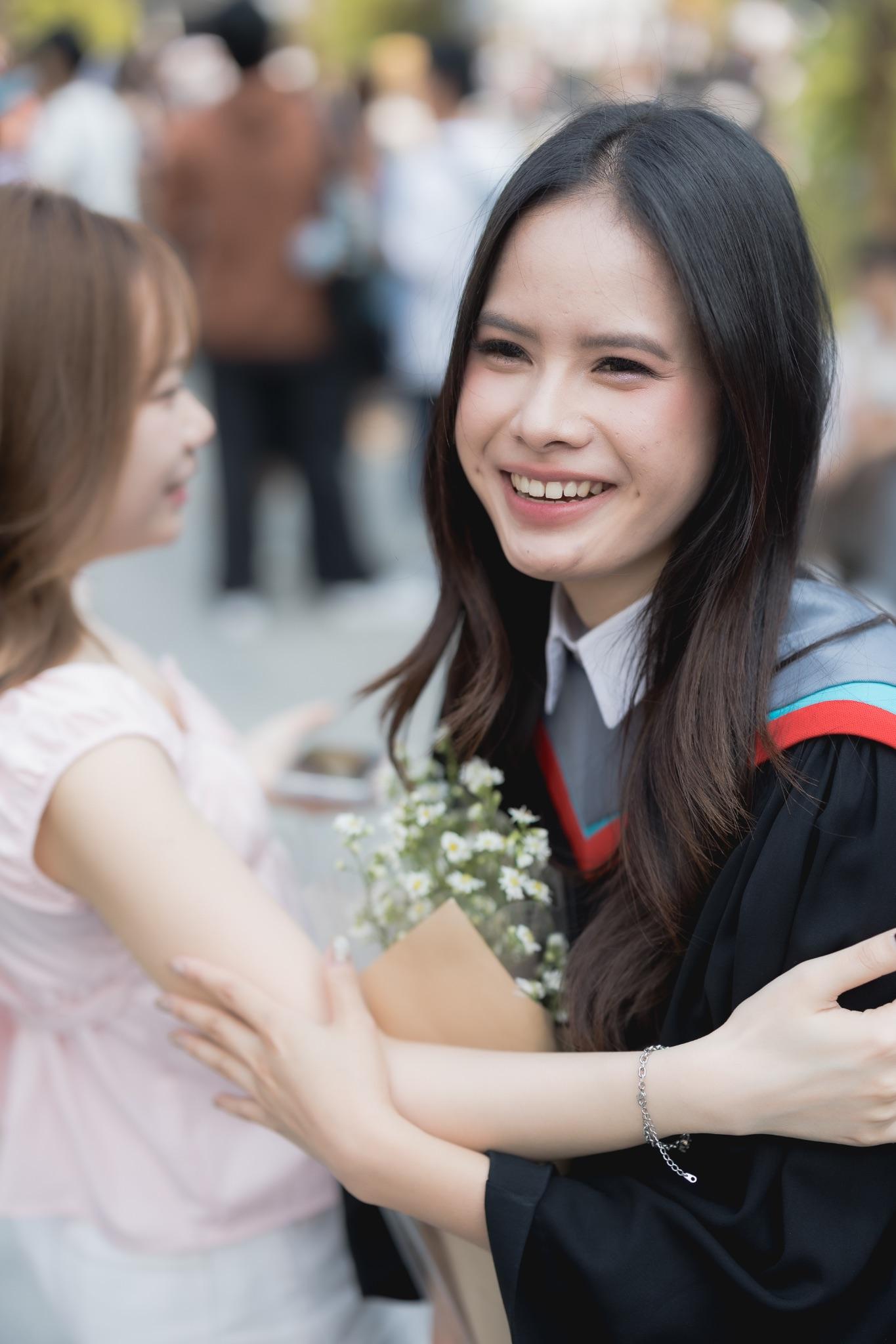 ผลงานรับปริญญา มหาวิทยาลัยศรีนครินทรวิโรฒ โดย Phoprukphoto ภาพที่ 3