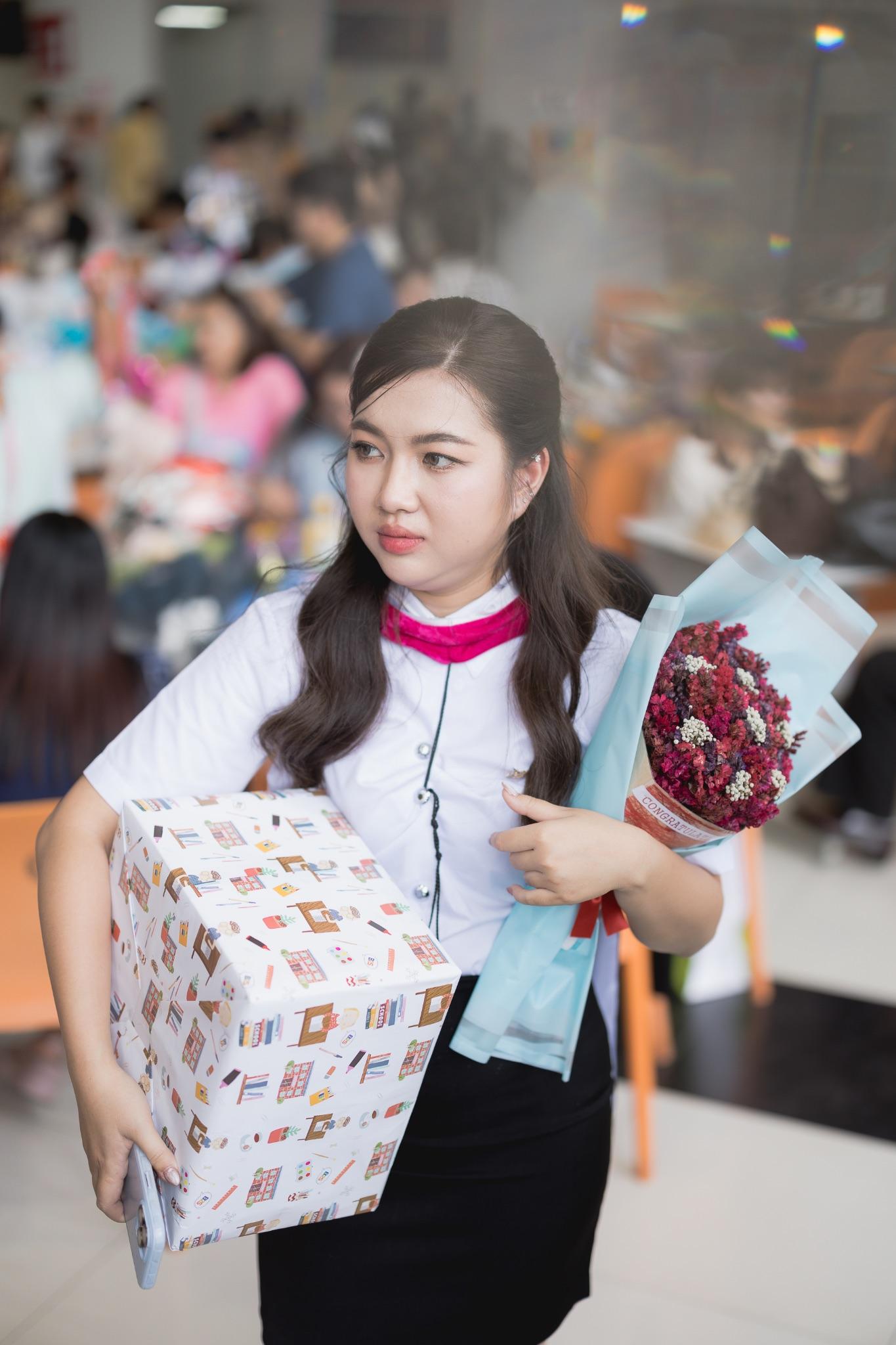 ผลงานรับปริญญา มหาวิทยาลัยรังสิต โดย Phoprukphoto ภาพที่ 6