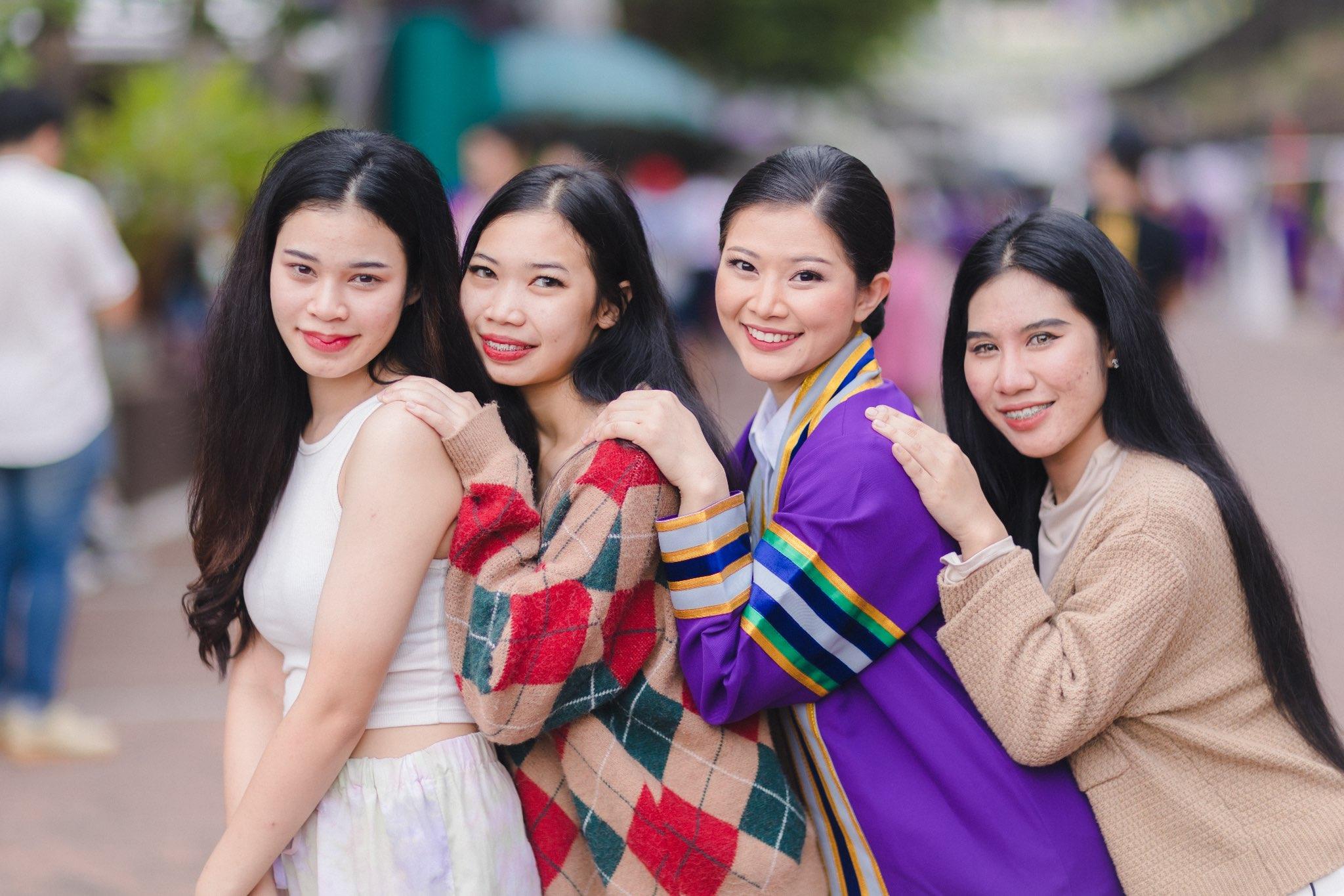 ผลงานรับปริญญา มหาวิทยาลัยราชภัฏบ้านสมเด็จเจ้าพระยา โดย Phoprukphoto ภาพที่ 17