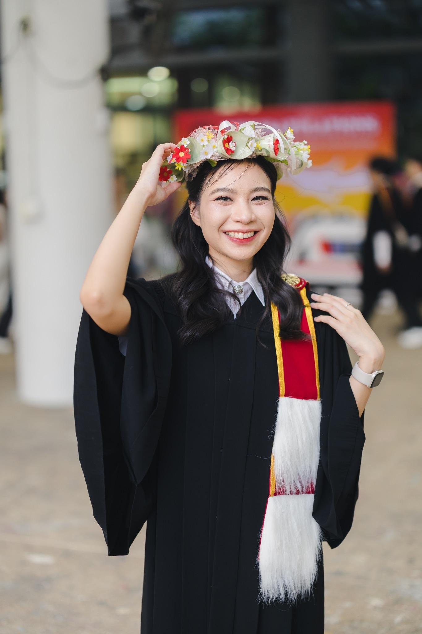 ผลงานรับปริญญา มหาวิทยาลัยธรรมศาสตร์ โดย Phoprukphoto ภาพที่ 14