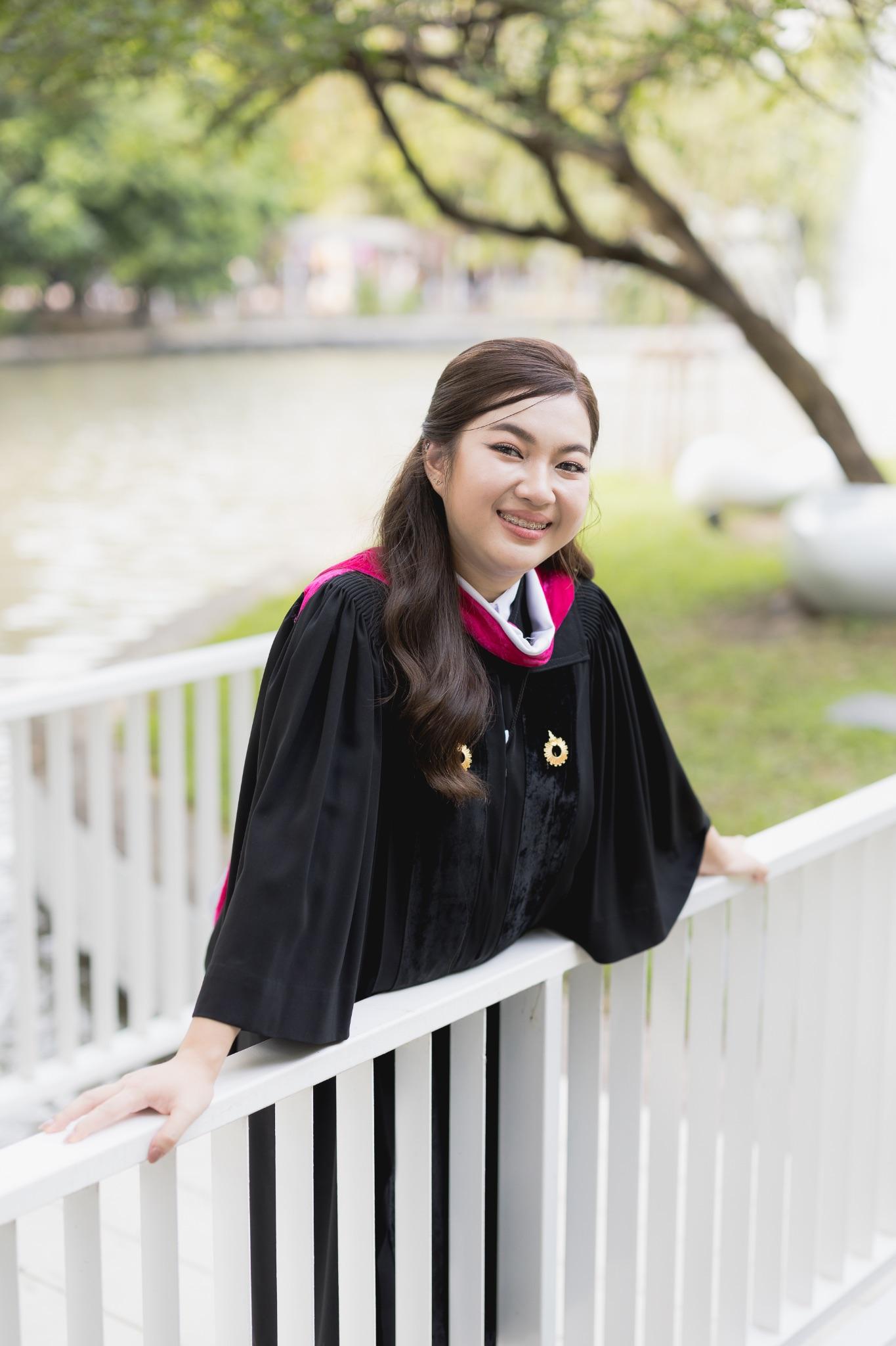 ผลงานรับปริญญา มหาวิทยาลัยรังสิต โดย Phoprukphoto ภาพที่ 13