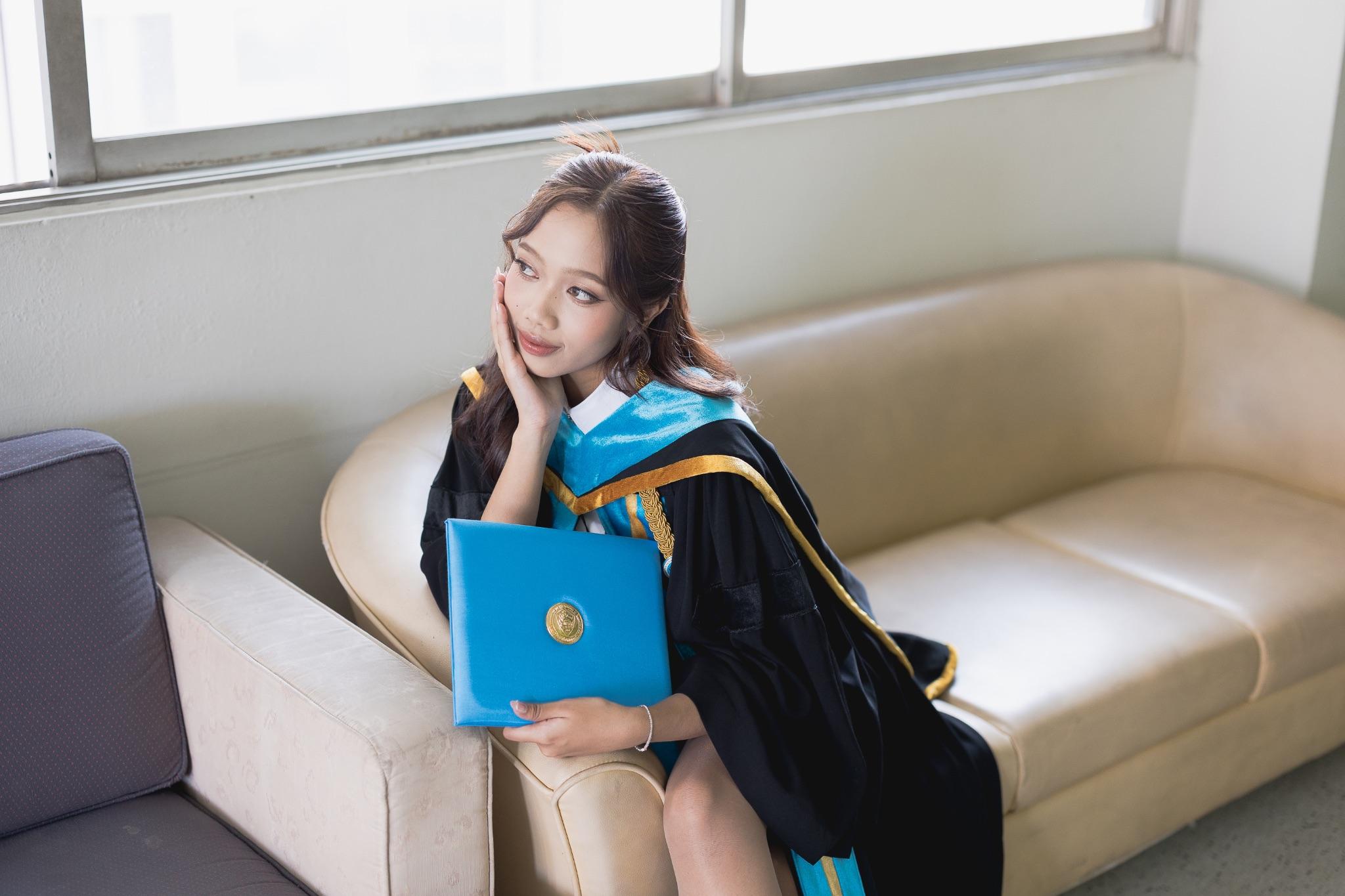 ผลงานรับปริญญา มหาวิทยาลัยหอการค้าไทย โดย Phoprukphoto ภาพที่ 5