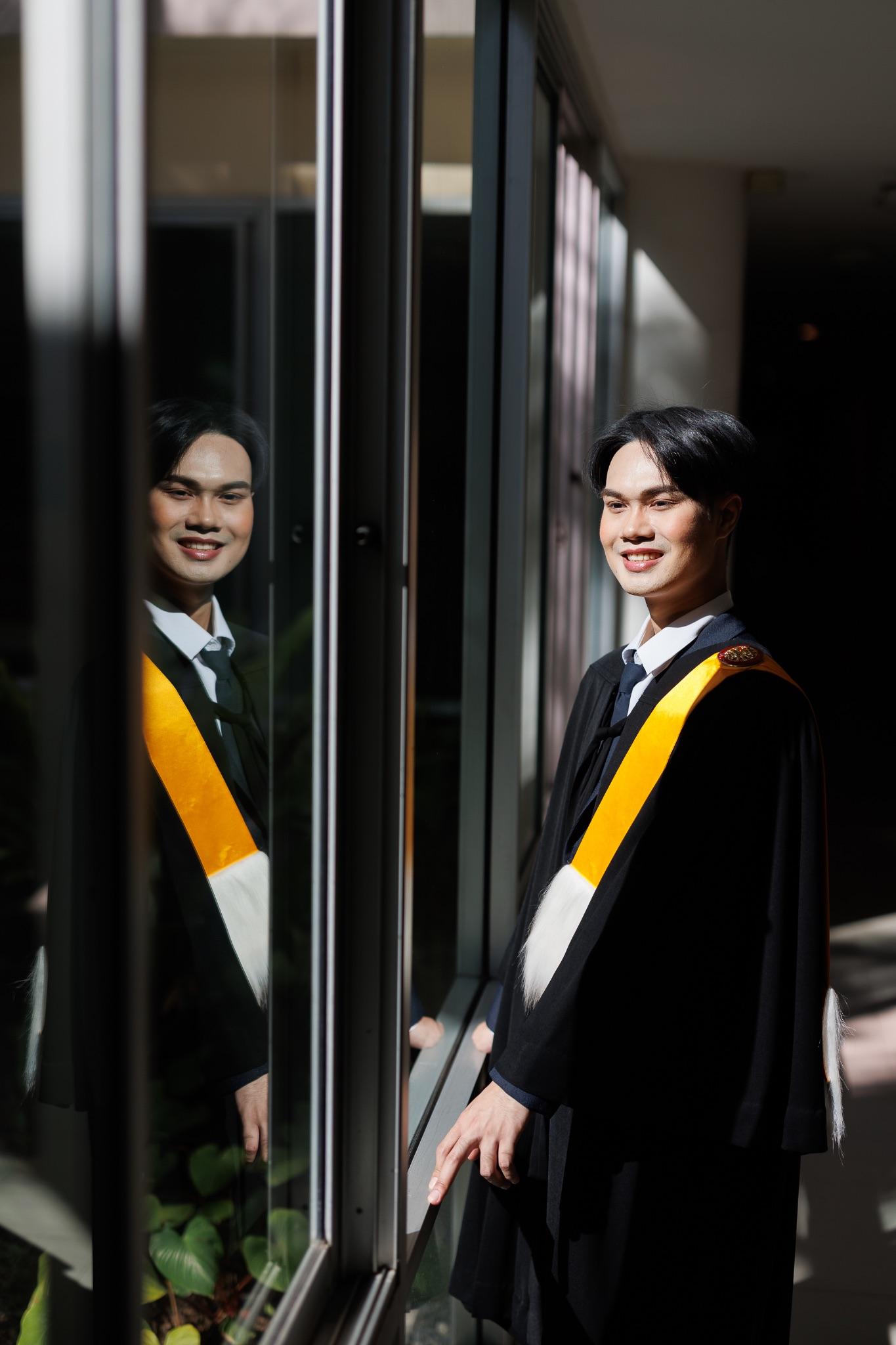 ผลงานรับปริญญา มหาวิทยาลัยธรรมศาสตร์ โดย Phoprukphoto ภาพที่ 5