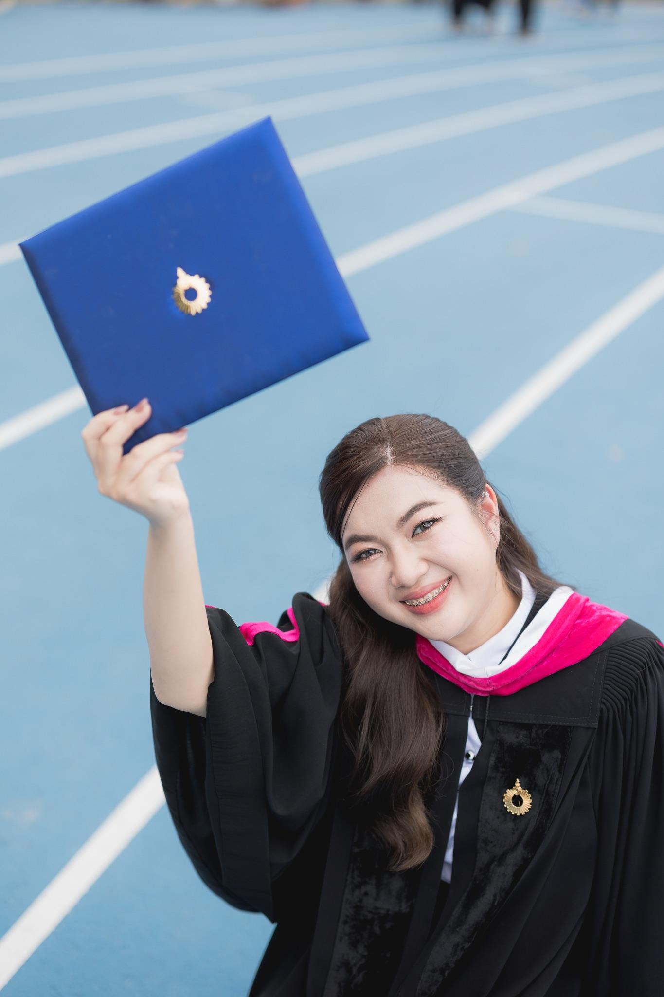 ผลงานรับปริญญา มหาวิทยาลัยรังสิต โดย Phoprukphoto ภาพที่ 4