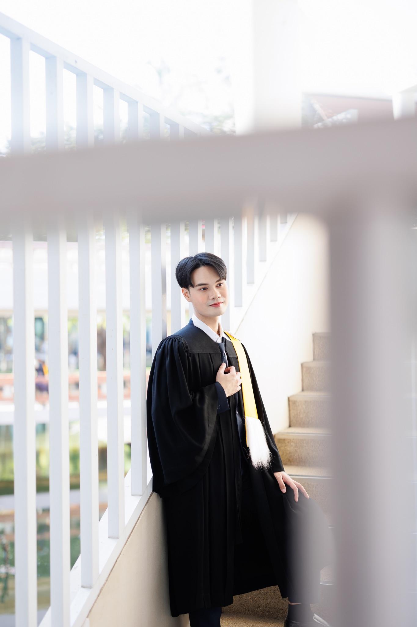 ผลงานรับปริญญา มหาวิทยาลัยธรรมศาสตร์ โดย Phoprukphoto ภาพที่ 4