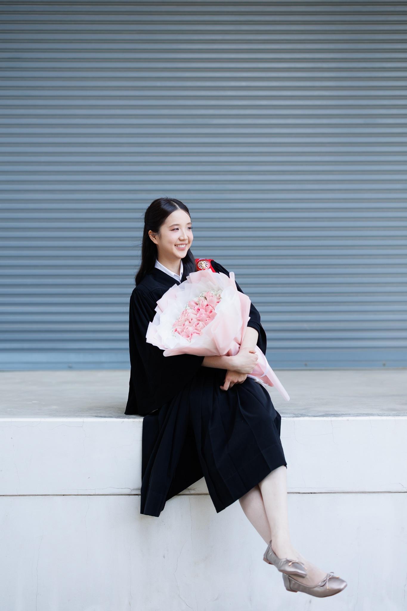 ผลงานรับปริญญา มหาวิทยาลัยธรรมศาสตร์ โดย Phoprukphoto ภาพที่ 3