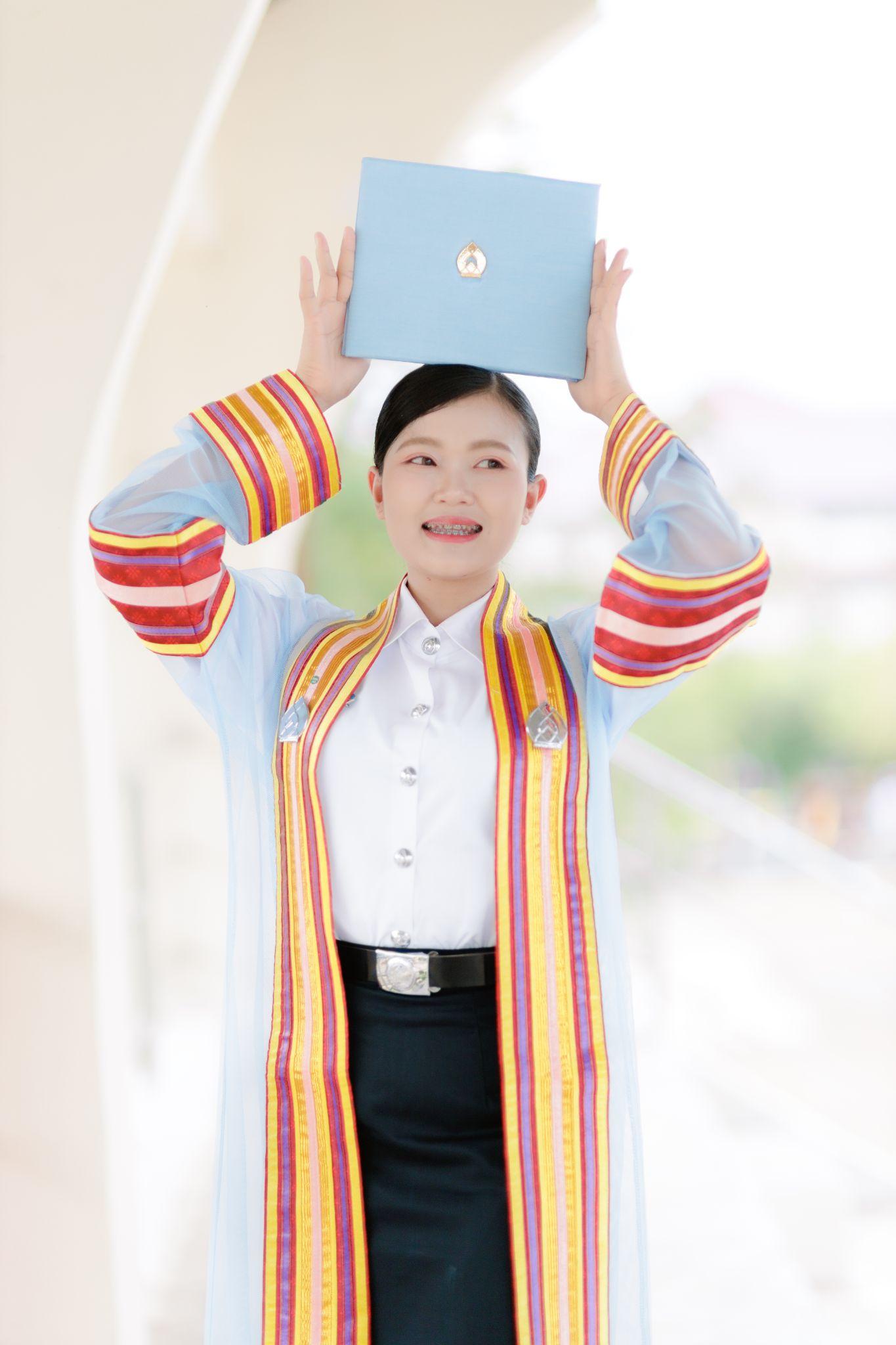 ผลงานรับปริญญา มหาวิทยาลัยกาฬสินธุ์ โดย Aj Photographer ภาพที่ 11