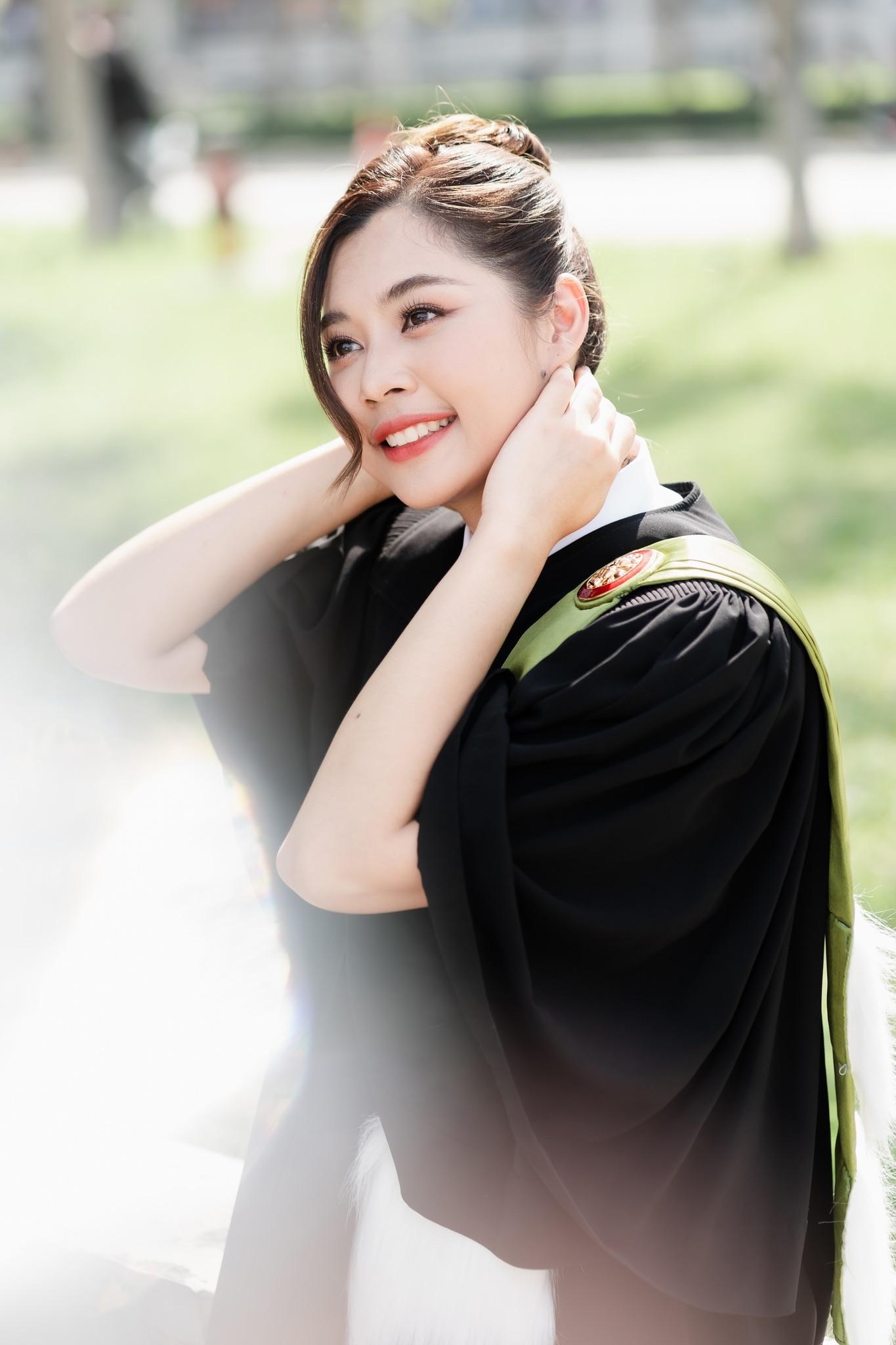 ผลงานรับปริญญา มหาวิทยาลัยธรรมศาสตร์ โดย NightxStudio ภาพที่ 7