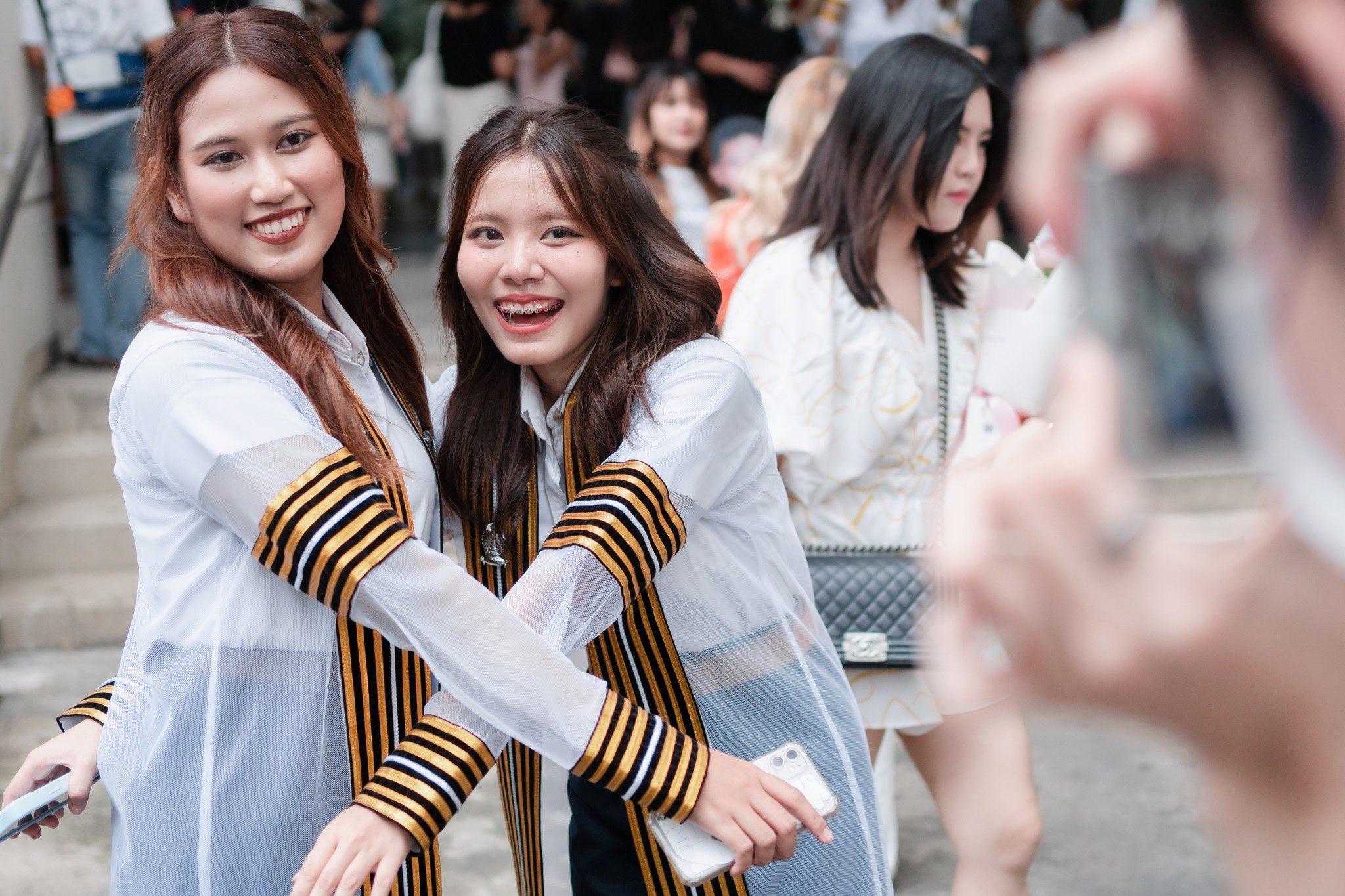ผลงานรับปริญญา จุฬาลงกรณ์มหาวิทยาลัย โดย NightxStudio ภาพที่ 12
