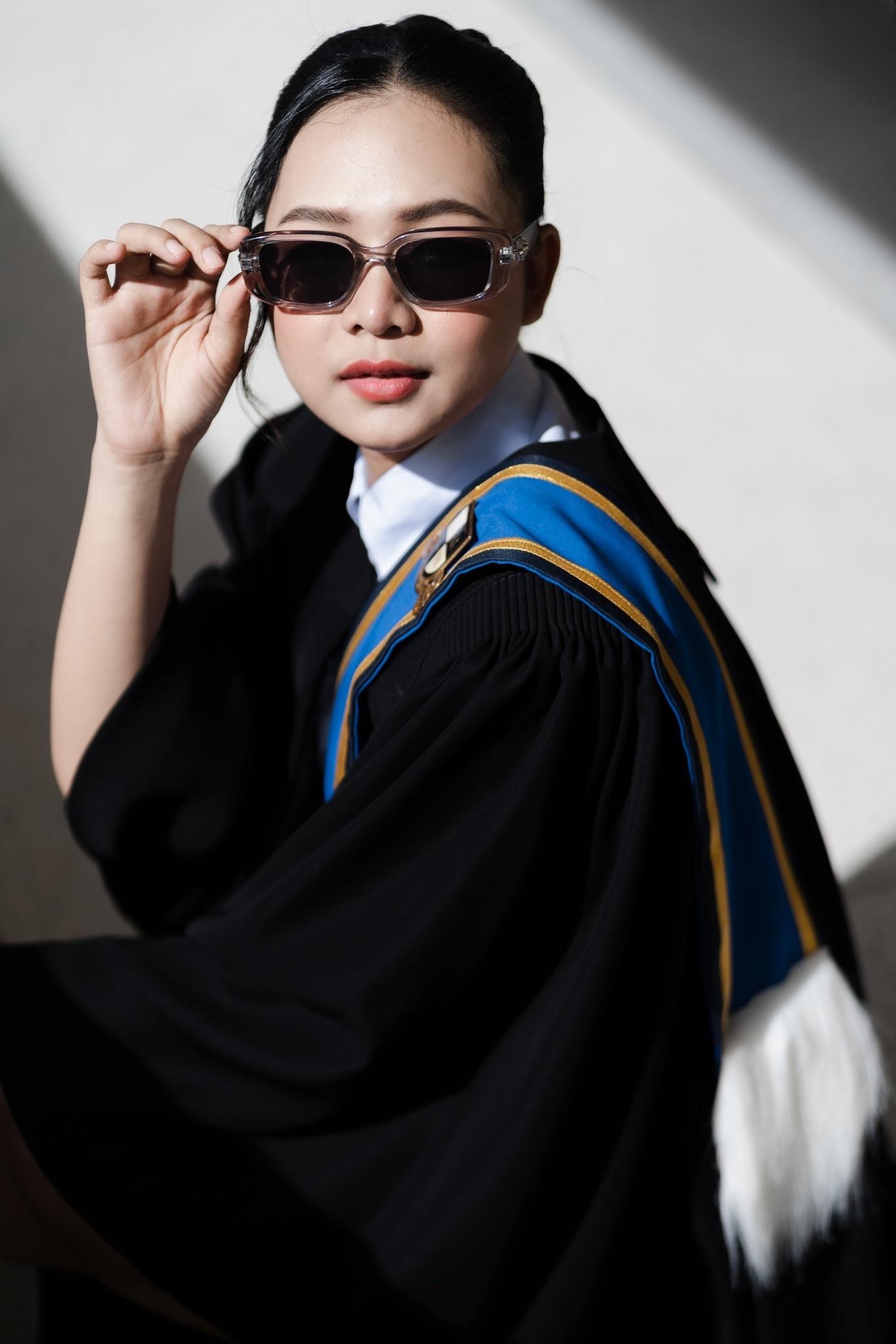 ผลงานรับปริญญา มหาวิทยาลัยรัตนบัณฑิต โดย NightxStudio ภาพที่ 11