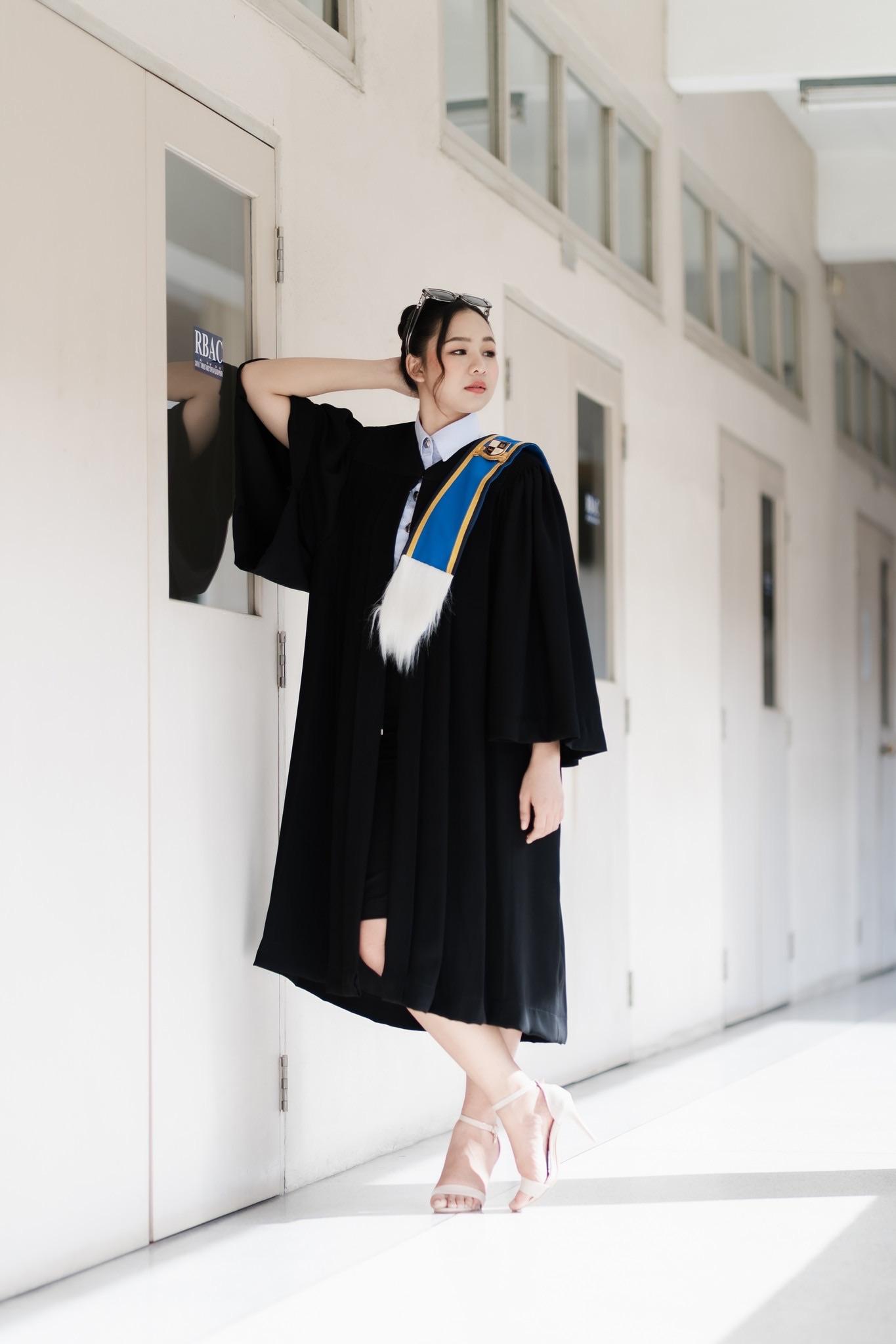 ผลงานรับปริญญา มหาวิทยาลัยรัตนบัณฑิต โดย NightxStudio ภาพที่ 7