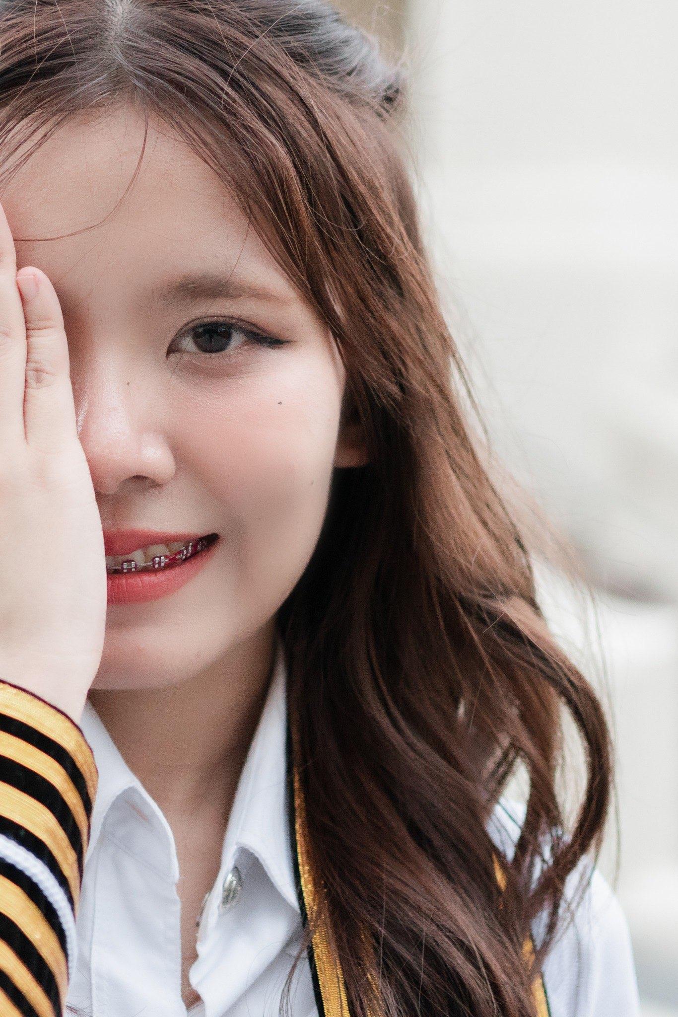 ผลงานรับปริญญา จุฬาลงกรณ์มหาวิทยาลัย โดย NightxStudio ภาพที่ 4