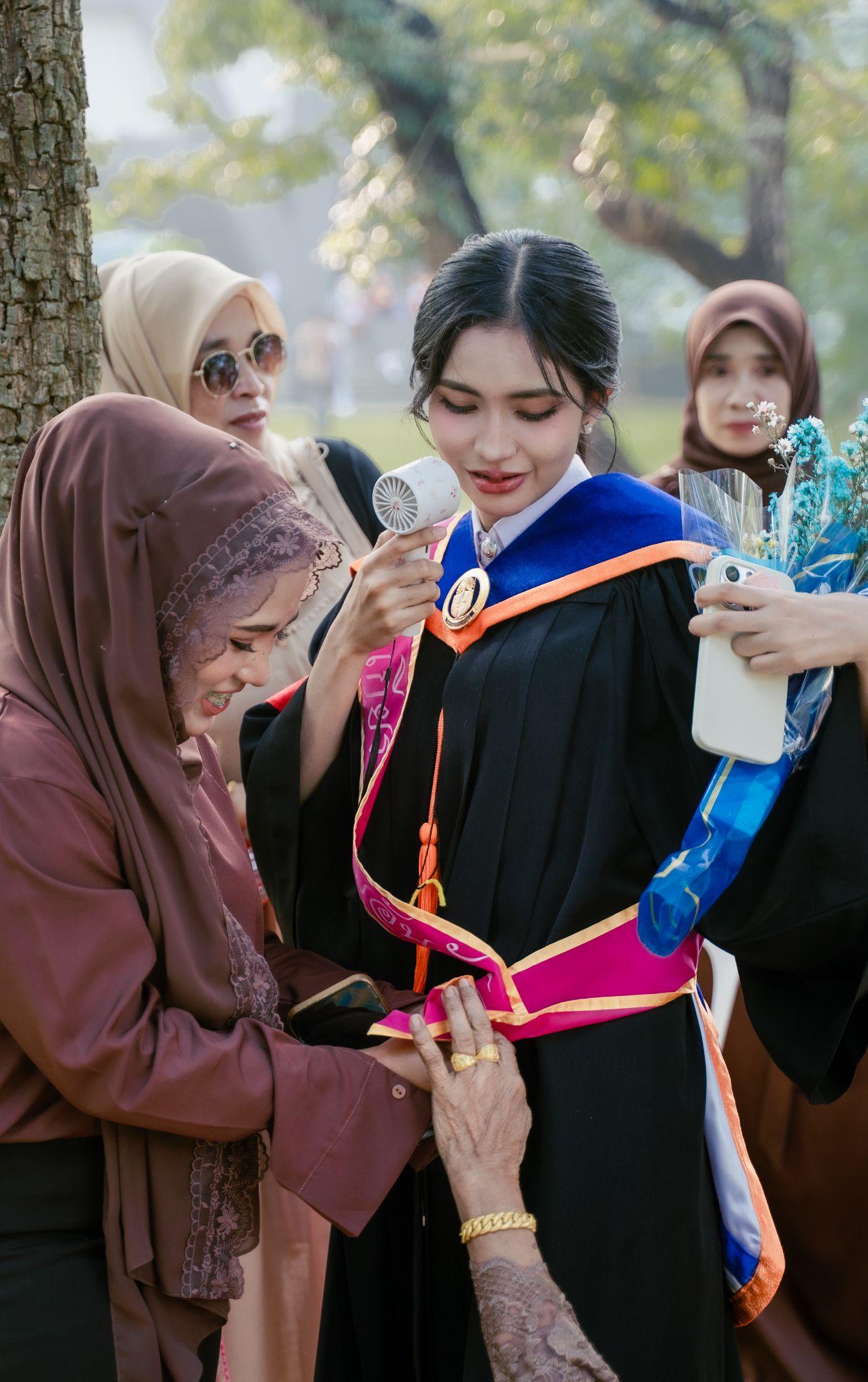 ผลงานรับปริญญา มหาวิทยาลัยหาดใหญ่ โดย SNAT-CHAEH ภาพที่ 3