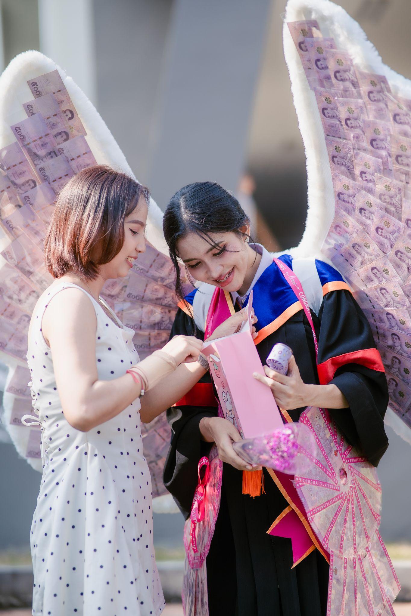 ผลงานรับปริญญา มหาวิทยาลัยหาดใหญ่ โดย SNAT-CHAEH ภาพที่ 6