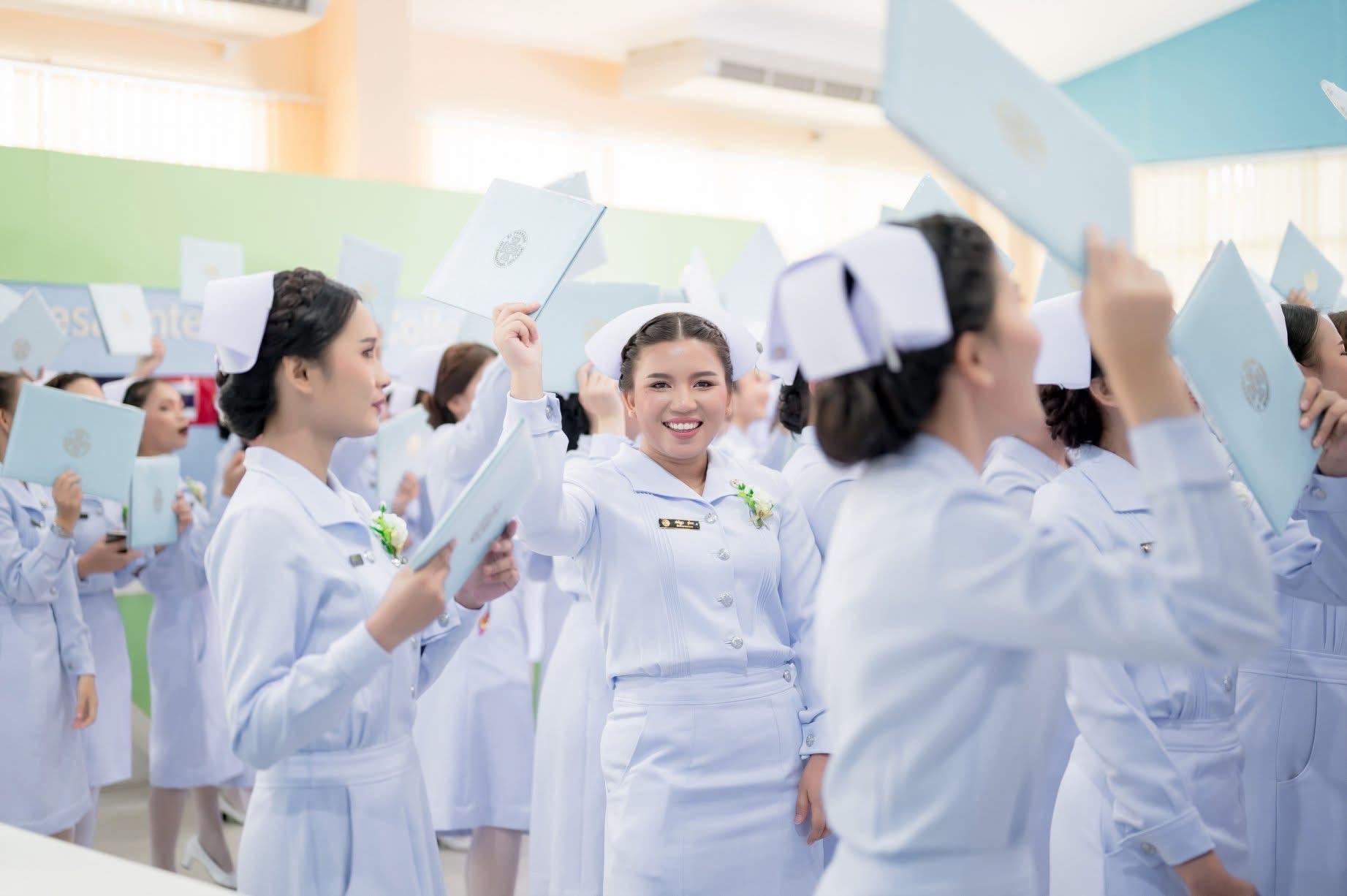 ผลงานรับปริญญา มหาวิทยาลัยนานาชาติเซนต์เทเรซา โดย Miizephoto ภาพที่ 17