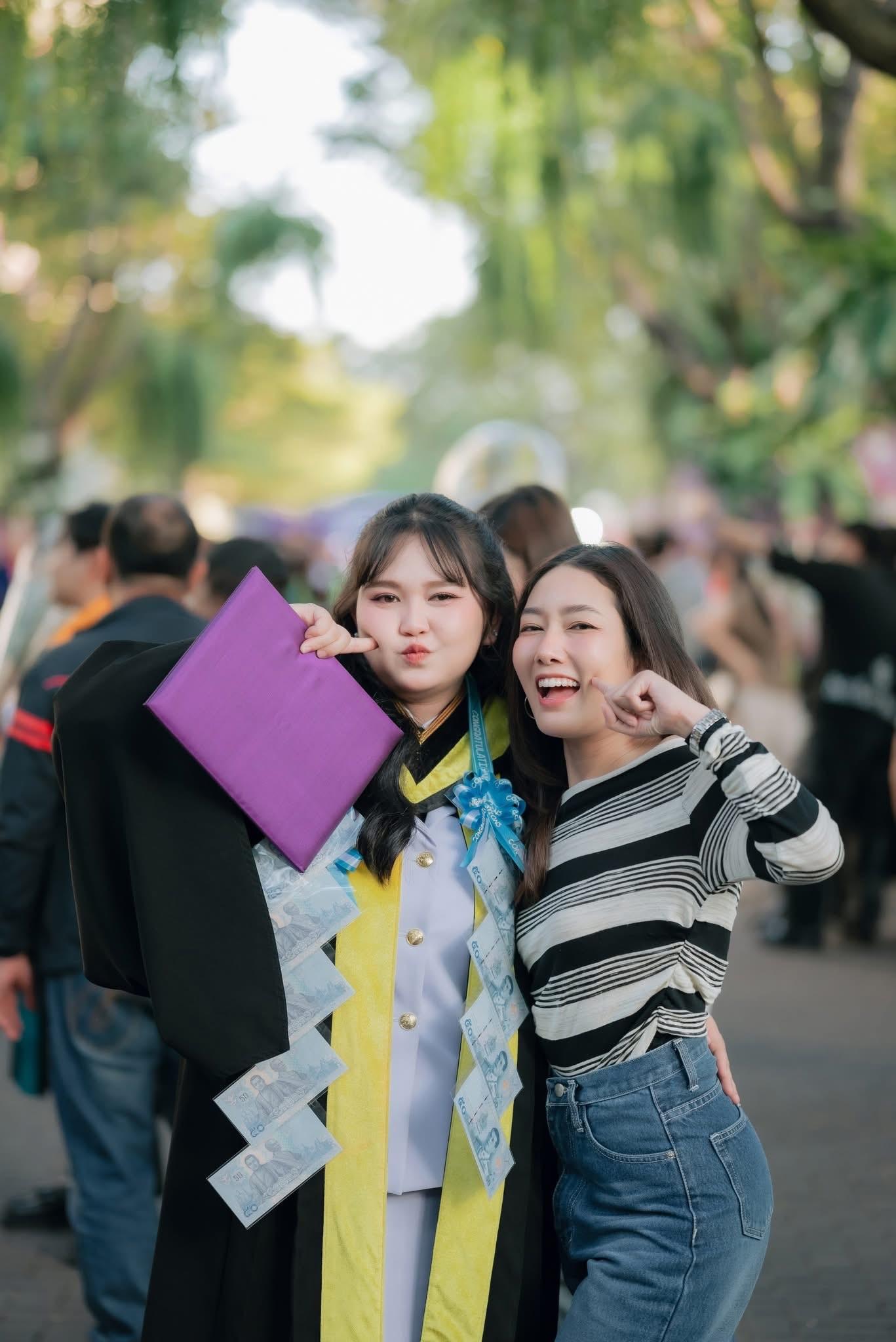 ผลงานรับปริญญา มหาวิทยาลัยธุรกิจบัณฑิตย์ โดย Miizephoto ภาพที่ 2