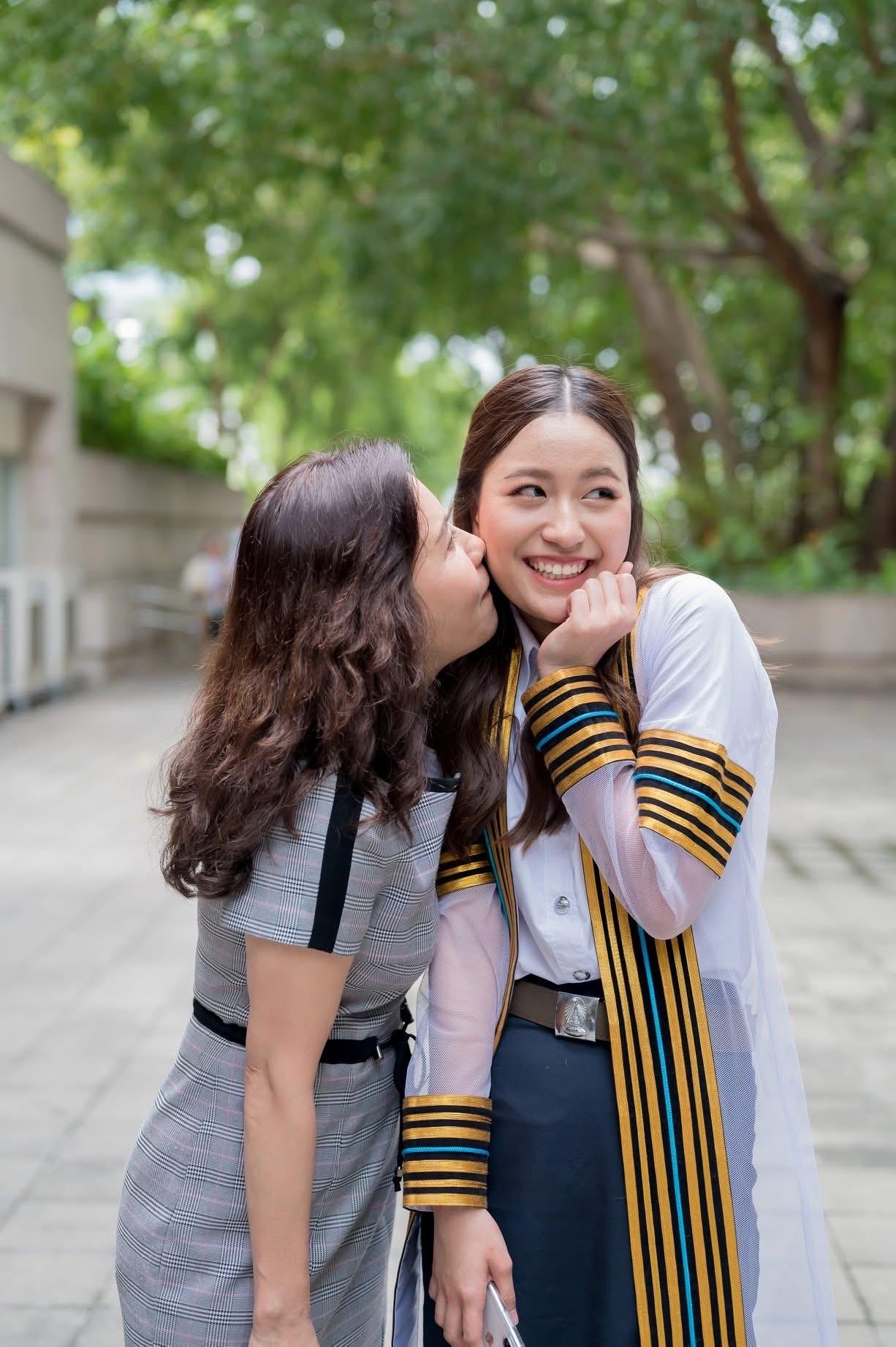 ผลงานรับปริญญา จุฬาลงกรณ์มหาวิทยาลัย โดย Miizephoto ภาพที่ 3
