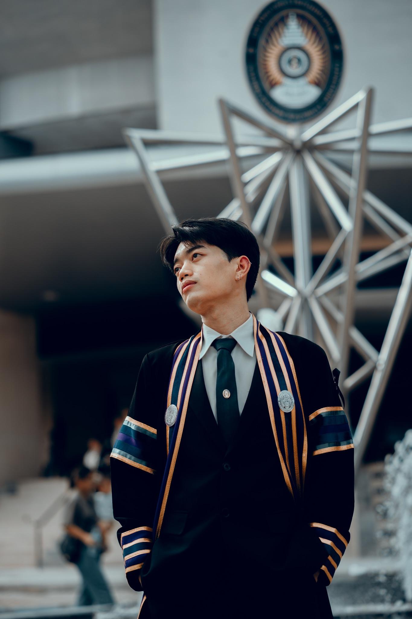 ผลงานรับปริญญา โดย Twenty Four Gallery ภาพที่ 6