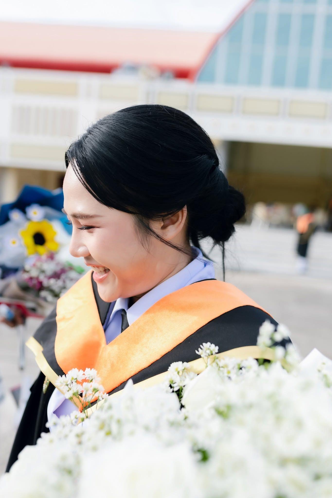 ผลงานรับปริญญา มหาวิทยาลัยราชภัฏร้อยเอ็ด โดย อ่อนด๋อย Studee Photograph ภาพที่ 19