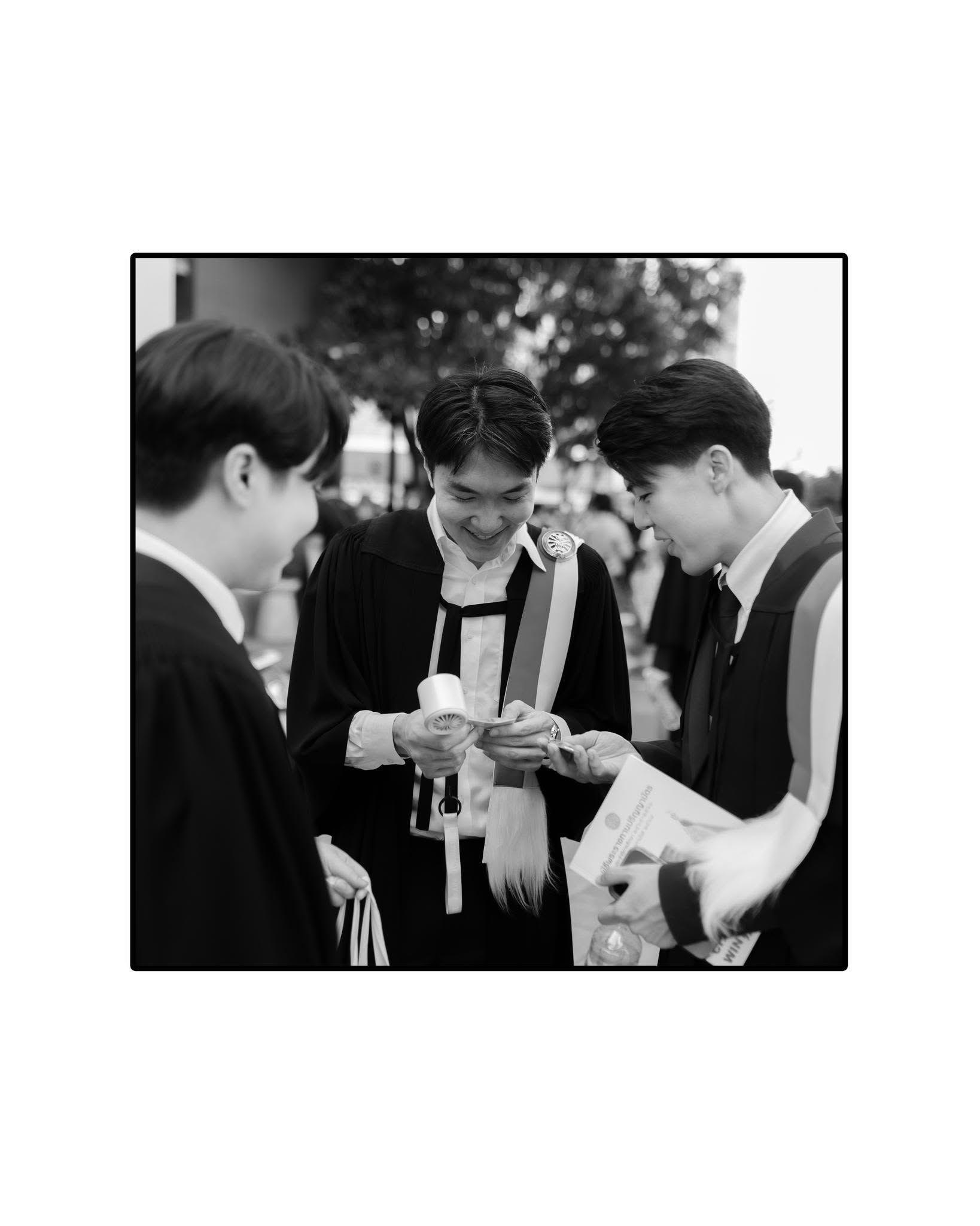 ผลงานรับปริญญา มหาวิทยาลัยธรรมศาสตร์ โดย อ่อนด๋อย Studee Photograph ภาพที่ 16