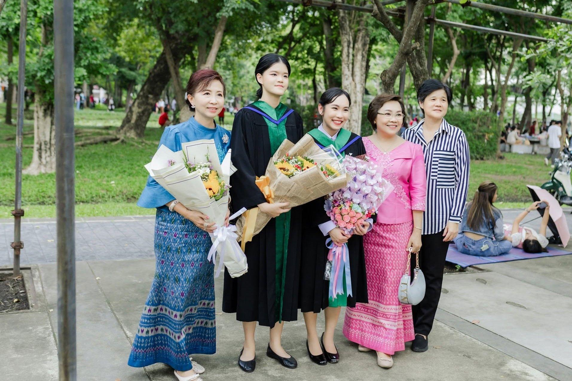 ผลงานรับปริญญา มหาวิทยาลัยมหิดล โดย อ่อนด๋อย Studee Photograph ภาพที่ 11