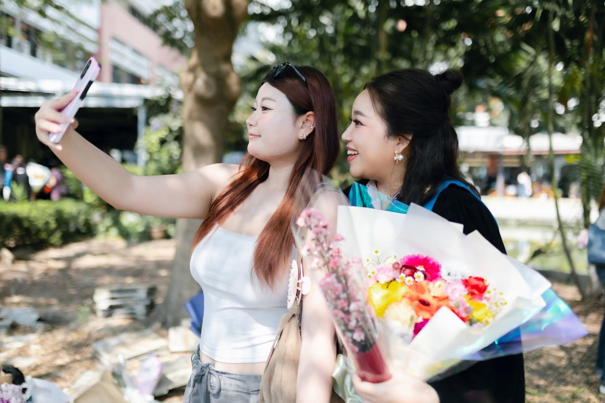 ผลงานรับปริญญา มหาวิทยาลัยธรรมศาสตร์ โดย อ่อนด๋อย Studee Photograph ภาพที่ 15