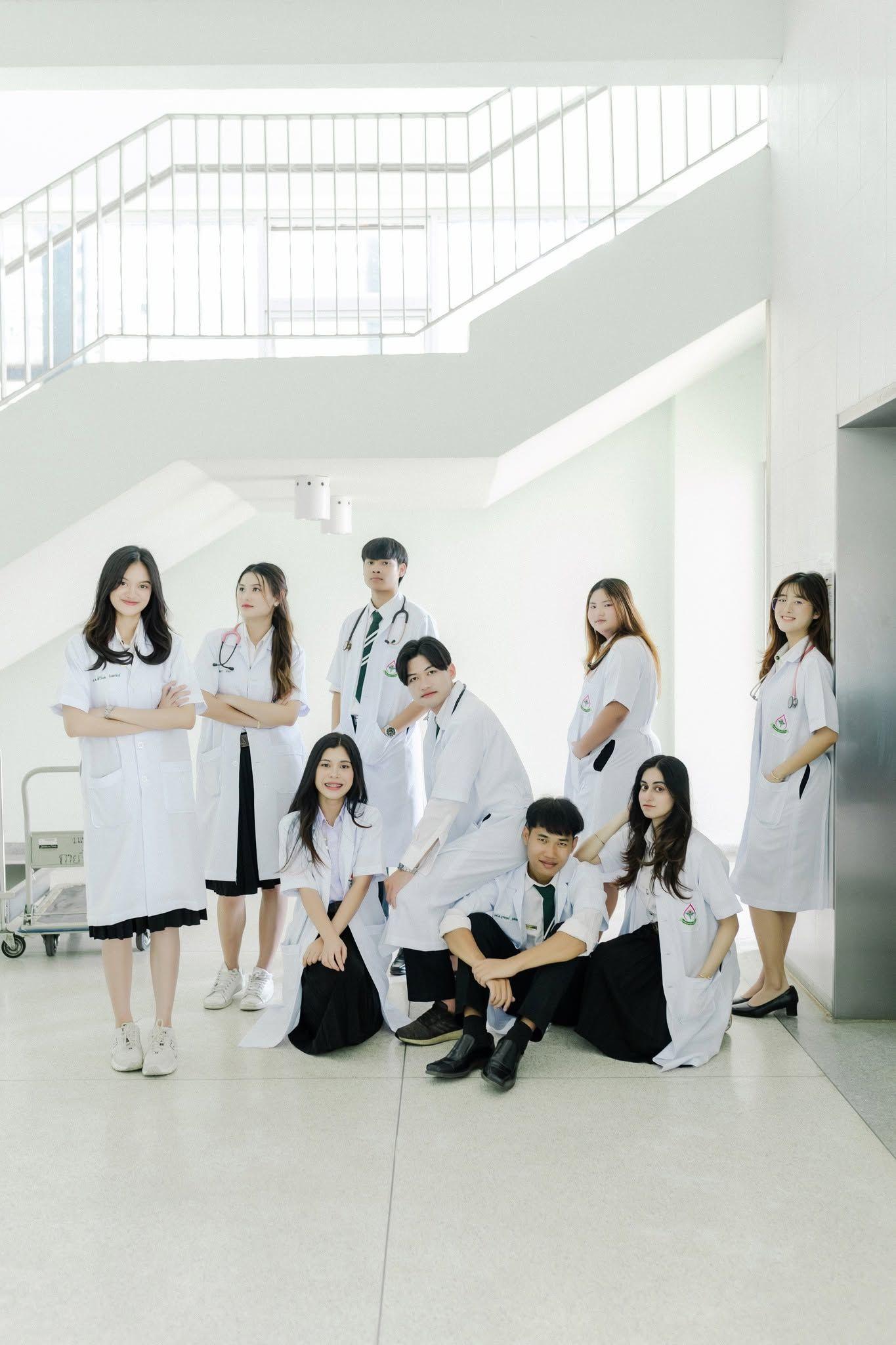 ผลงานรับปริญญา มหาวิทยาลัยอุบลราชธานี โดย อ่อนด๋อย Studee Photograph ภาพที่ 17