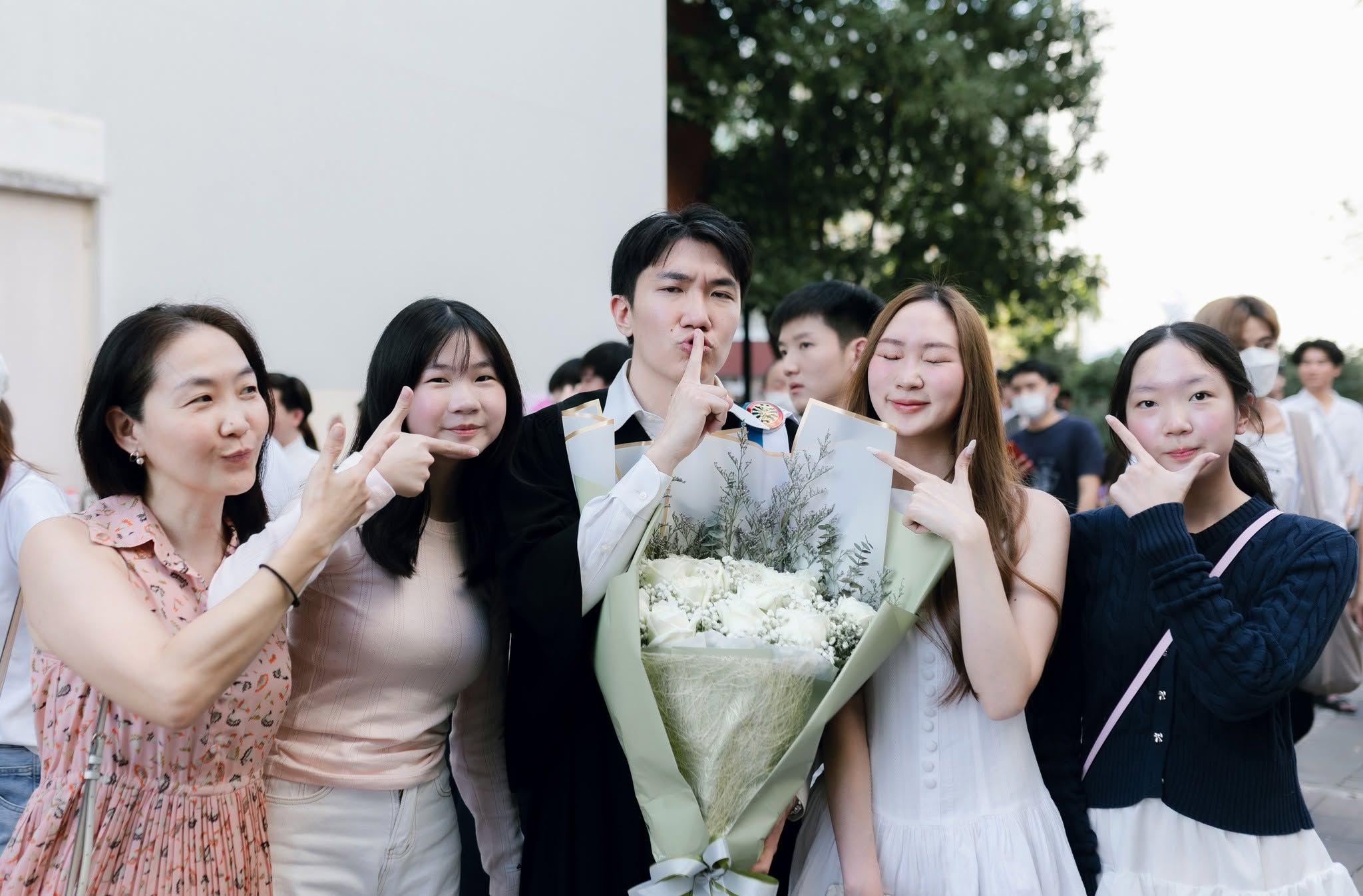 ผลงานรับปริญญา มหาวิทยาลัยธรรมศาสตร์ โดย อ่อนด๋อย Studee Photograph ภาพที่ 8