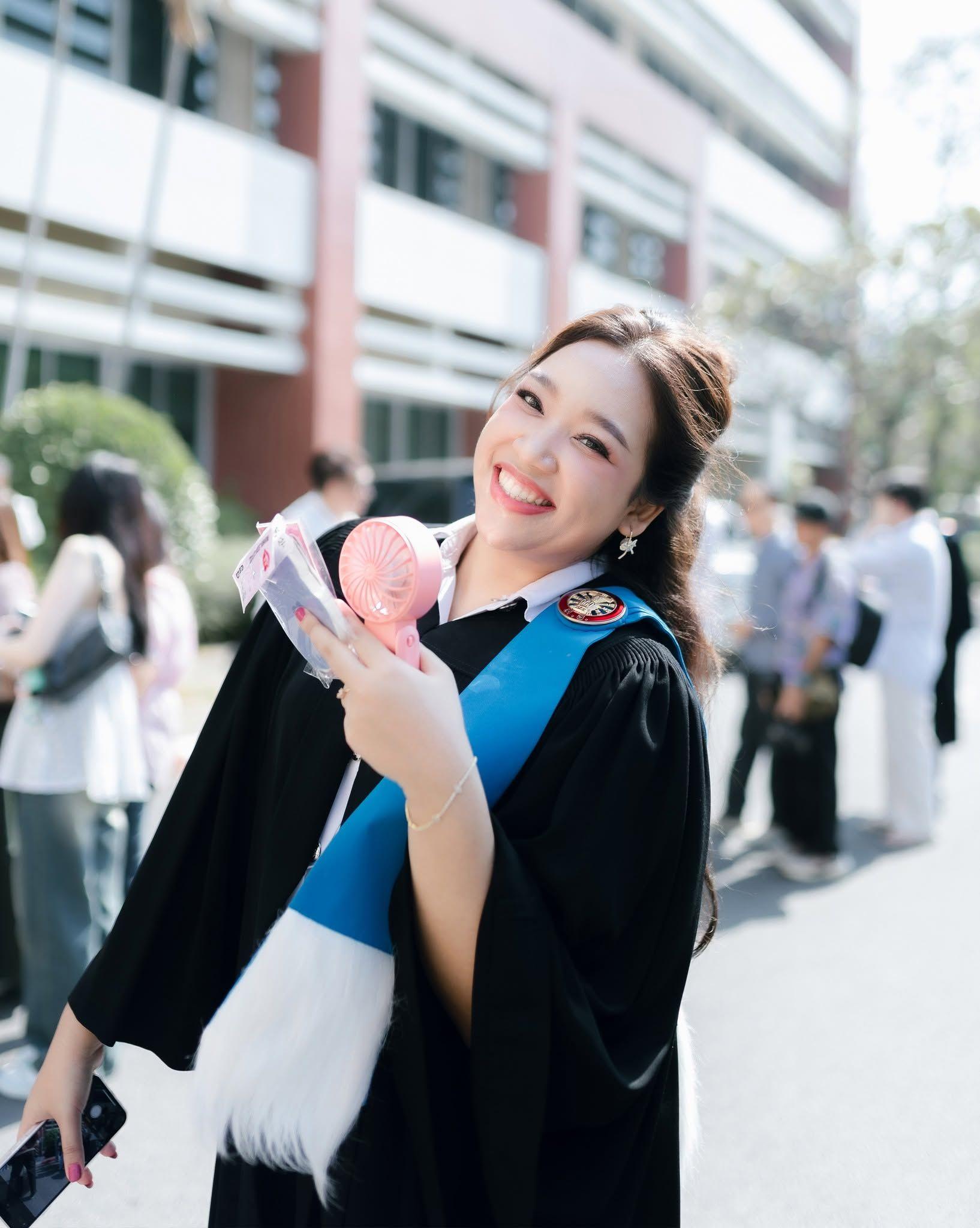 ผลงานรับปริญญา มหาวิทยาลัยธรรมศาสตร์ โดย อ่อนด๋อย Studee Photograph ภาพที่ 14