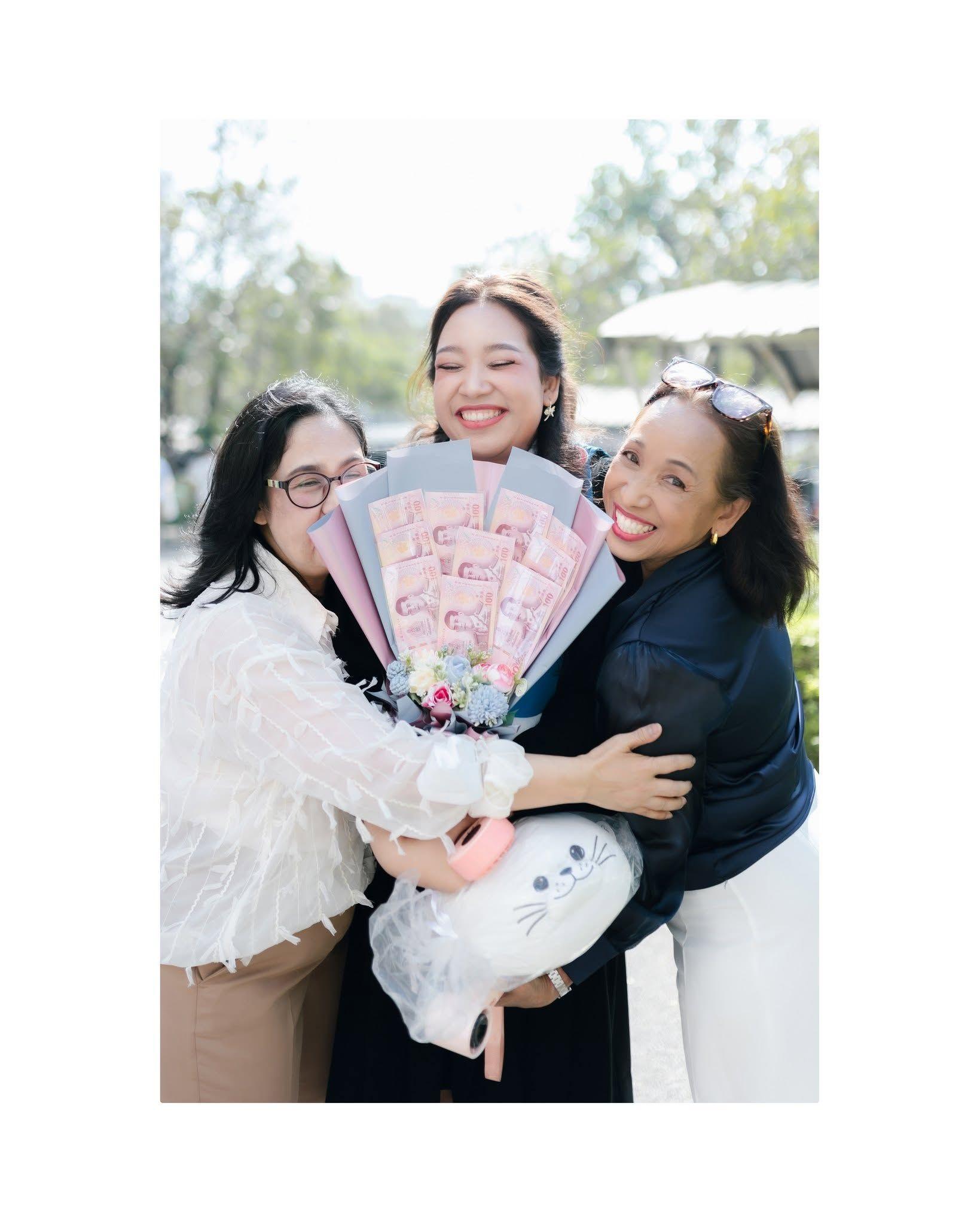 ผลงานรับปริญญา มหาวิทยาลัยธรรมศาสตร์ โดย อ่อนด๋อย Studee Photograph ภาพที่ 14