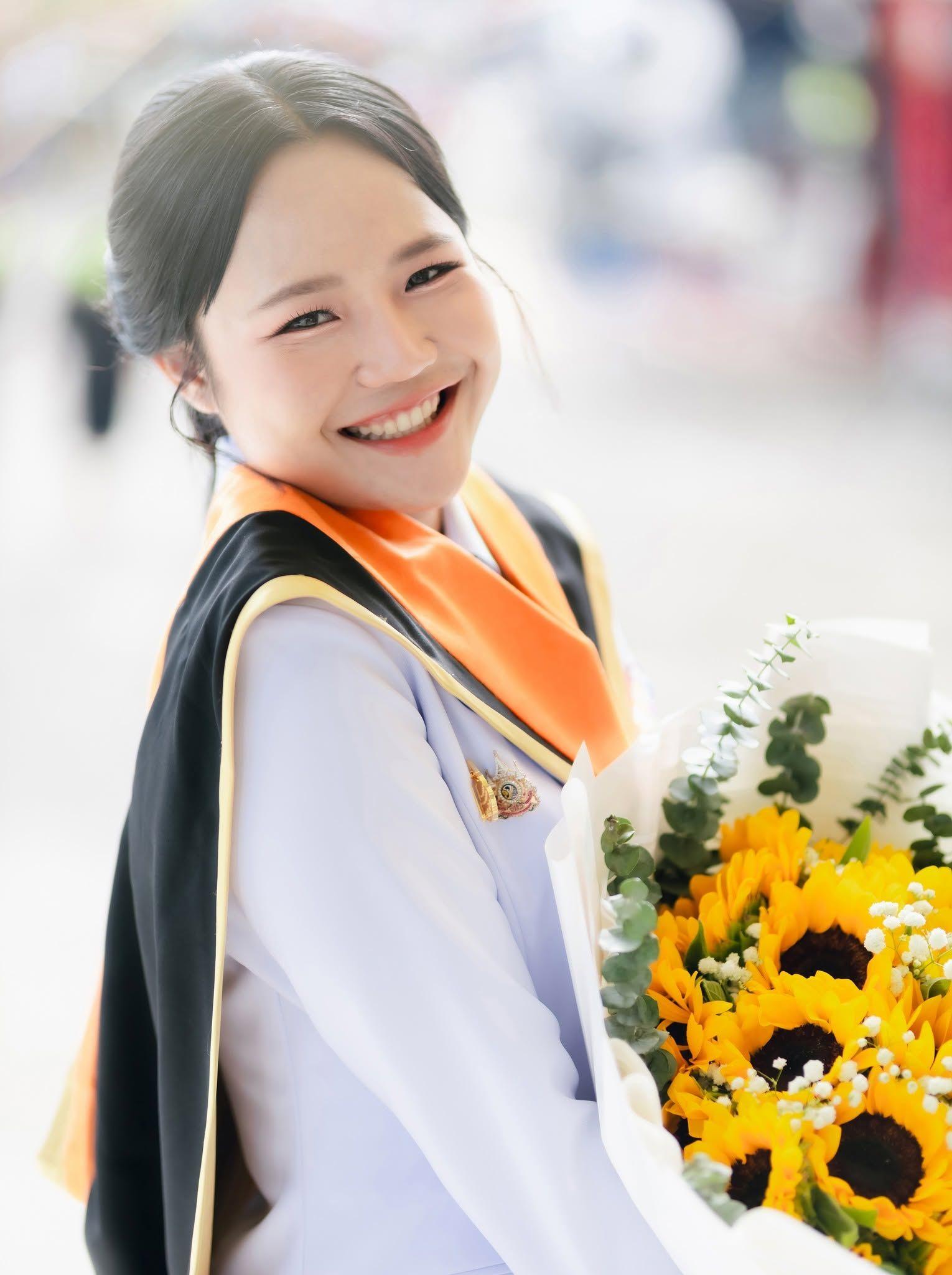 ผลงานรับปริญญา มหาวิทยาลัยราชภัฏร้อยเอ็ด โดย อ่อนด๋อย Studee Photograph ภาพที่ 6