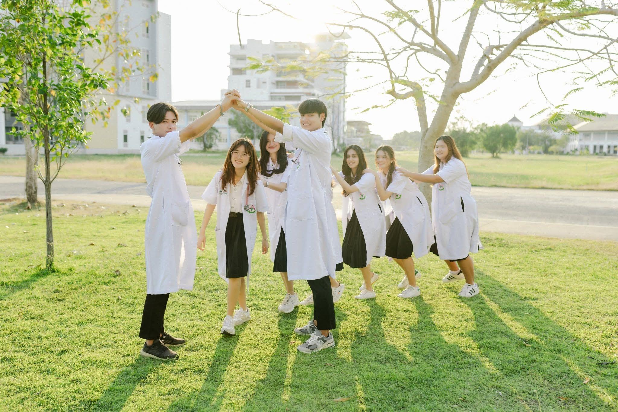 ผลงานรับปริญญา มหาวิทยาลัยอุบลราชธานี โดย อ่อนด๋อย Studee Photograph ภาพที่ 12