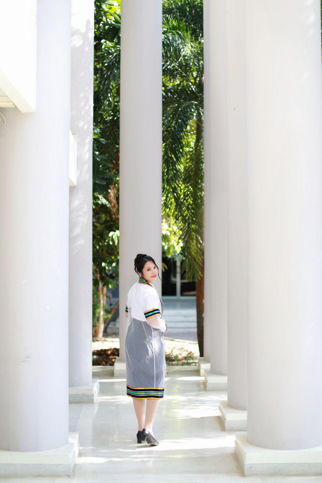 ผลงานรับปริญญา มหาวิทยาลัยเทคโนโลยีราชมงคลรัตนโกสินทร์ โดย Onemore.Pics.Thailand ภาพที่ 4