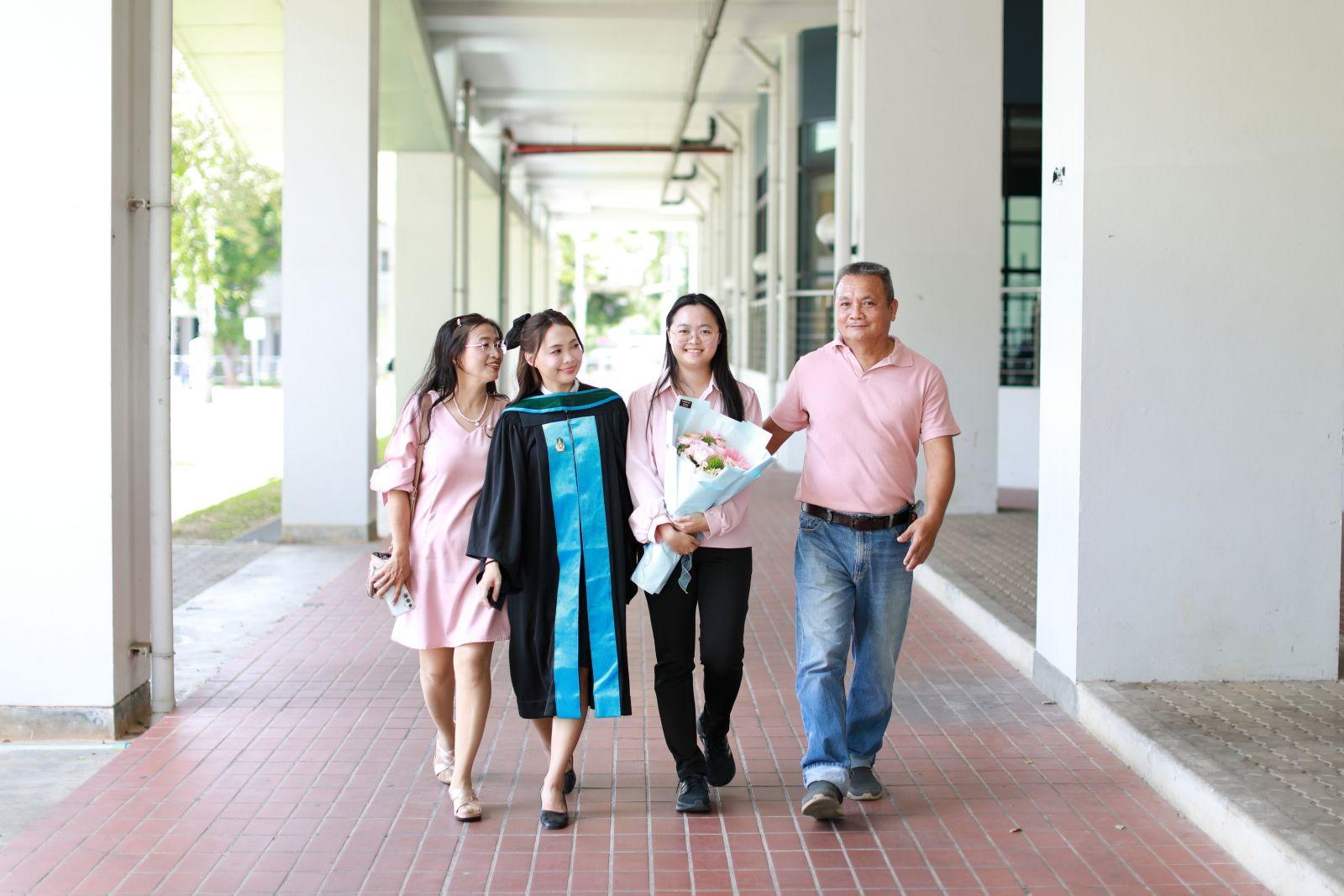 ผลงานรับปริญญา มหาวิทยาลัยสงขลานครินทร์ โดย Onemore.Pics.Thailand ภาพที่ 3