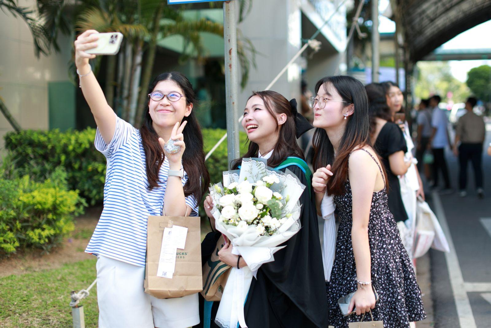 ผลงานรับปริญญา มหาวิทยาลัยสงขลานครินทร์ โดย Onemore.Pics.Thailand ภาพที่ 8