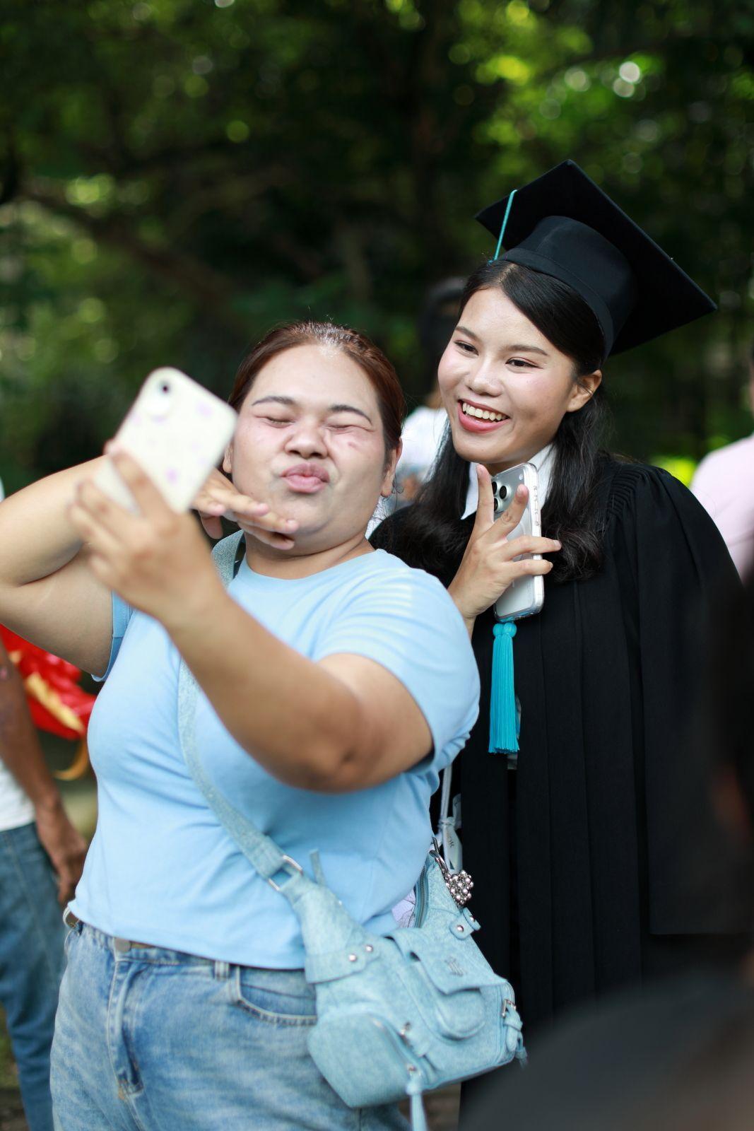 ผลงานรับปริญญา มหาวิทยาลัยเกษตรศาสตร์ โดย Onemore.Pics.Thailand ภาพที่ 10
