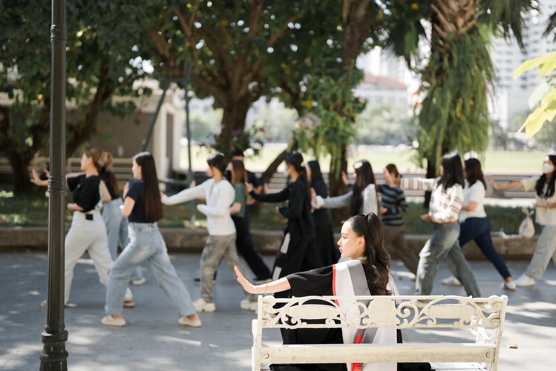 ผลงานรับปริญญา มหาวิทยาลัยศรีนครินทรวิโรฒ โดย Photanae ภาพที่ 6